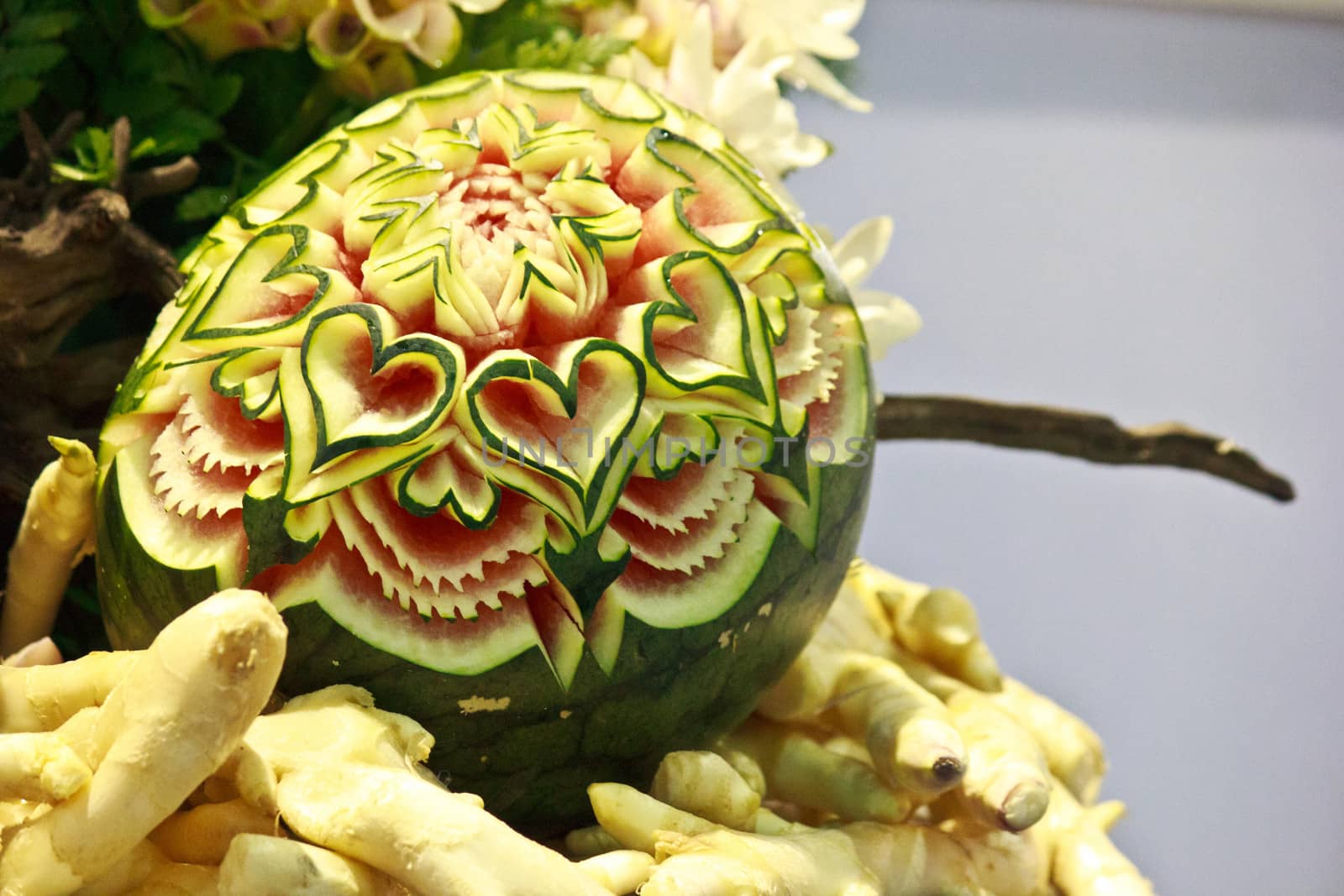 watermelon carving in the Thailand ultimate chef challenge 2013