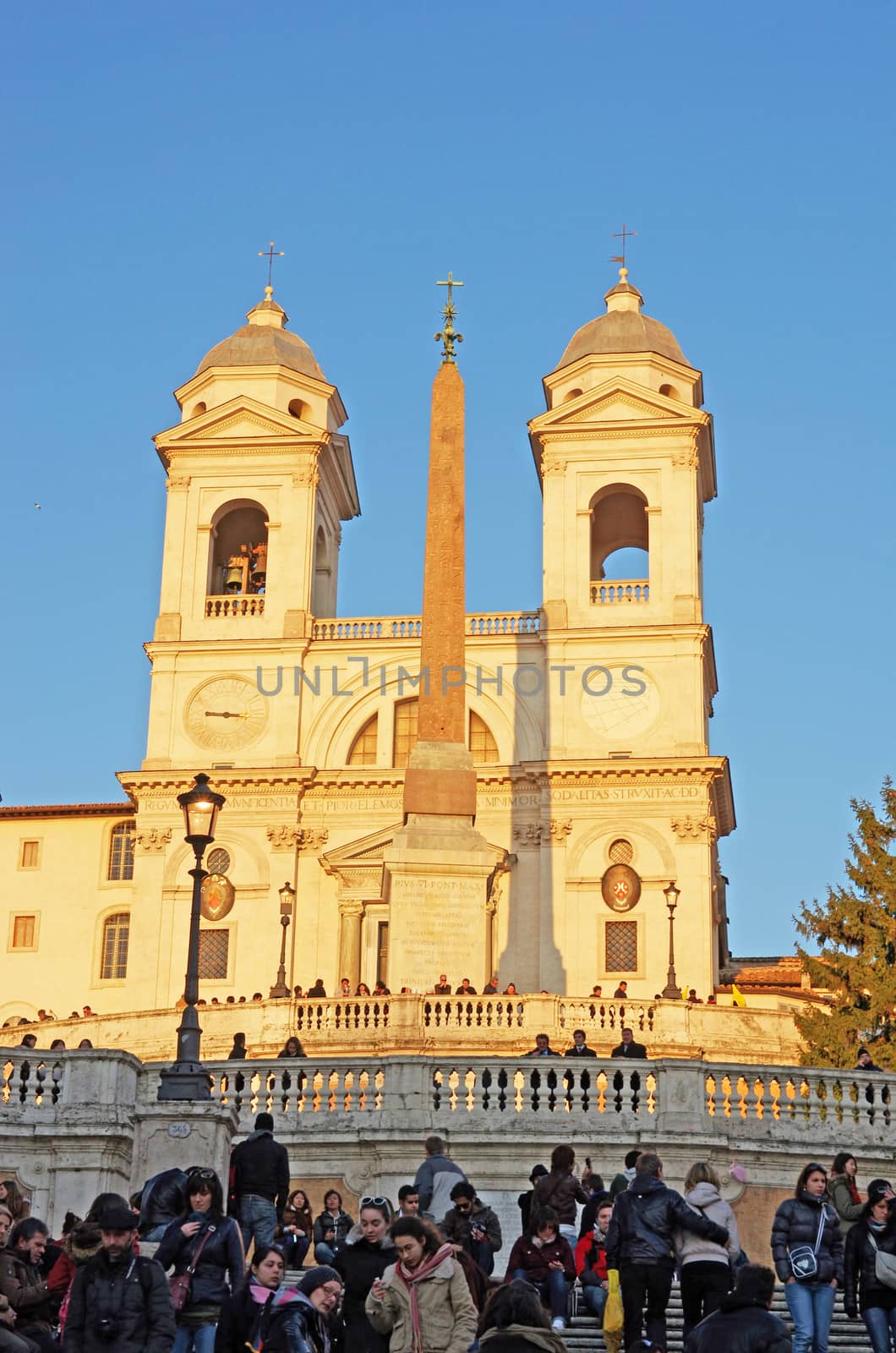 ROME, ITALY - MARCH 08: The Spanish Steps (Scalinata della Trinita dei Monti) in Rome. Scalinata is the widest staircase in Europe on March 08, 2011 in Rome, Italy.