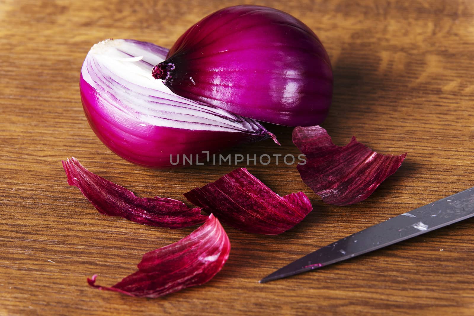 Fresh red onion by BDS