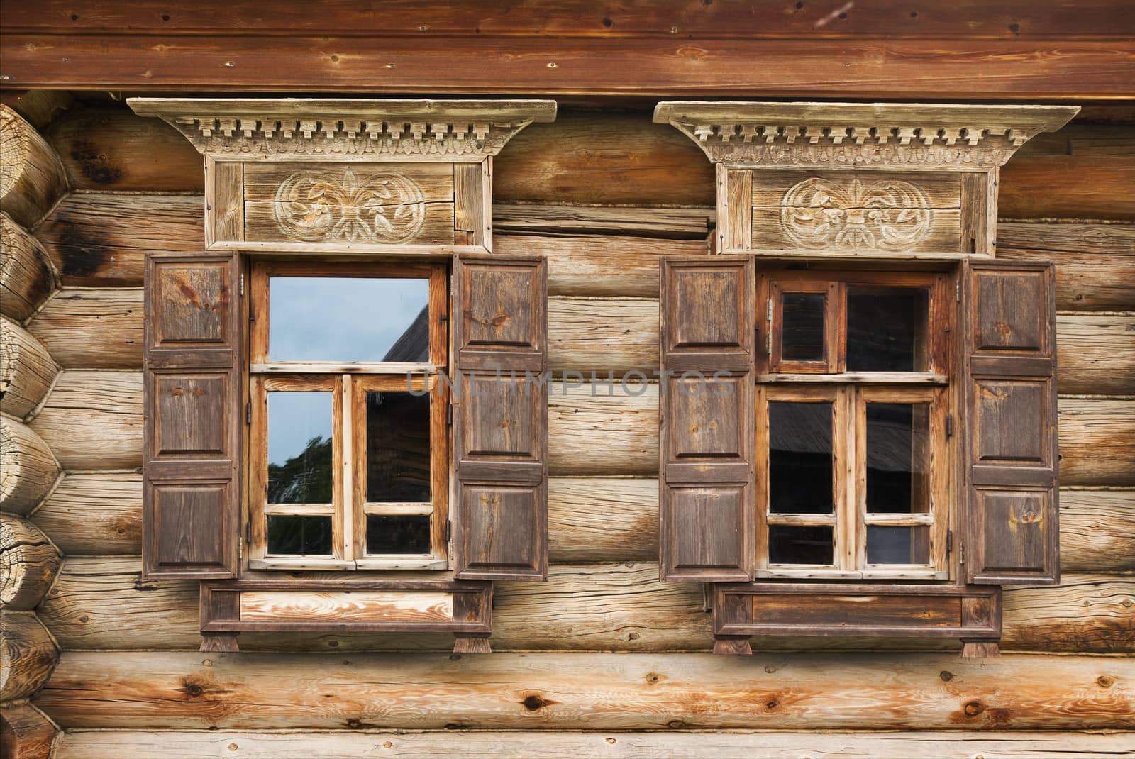 The Windows of the house of the nineteenth century in Russia