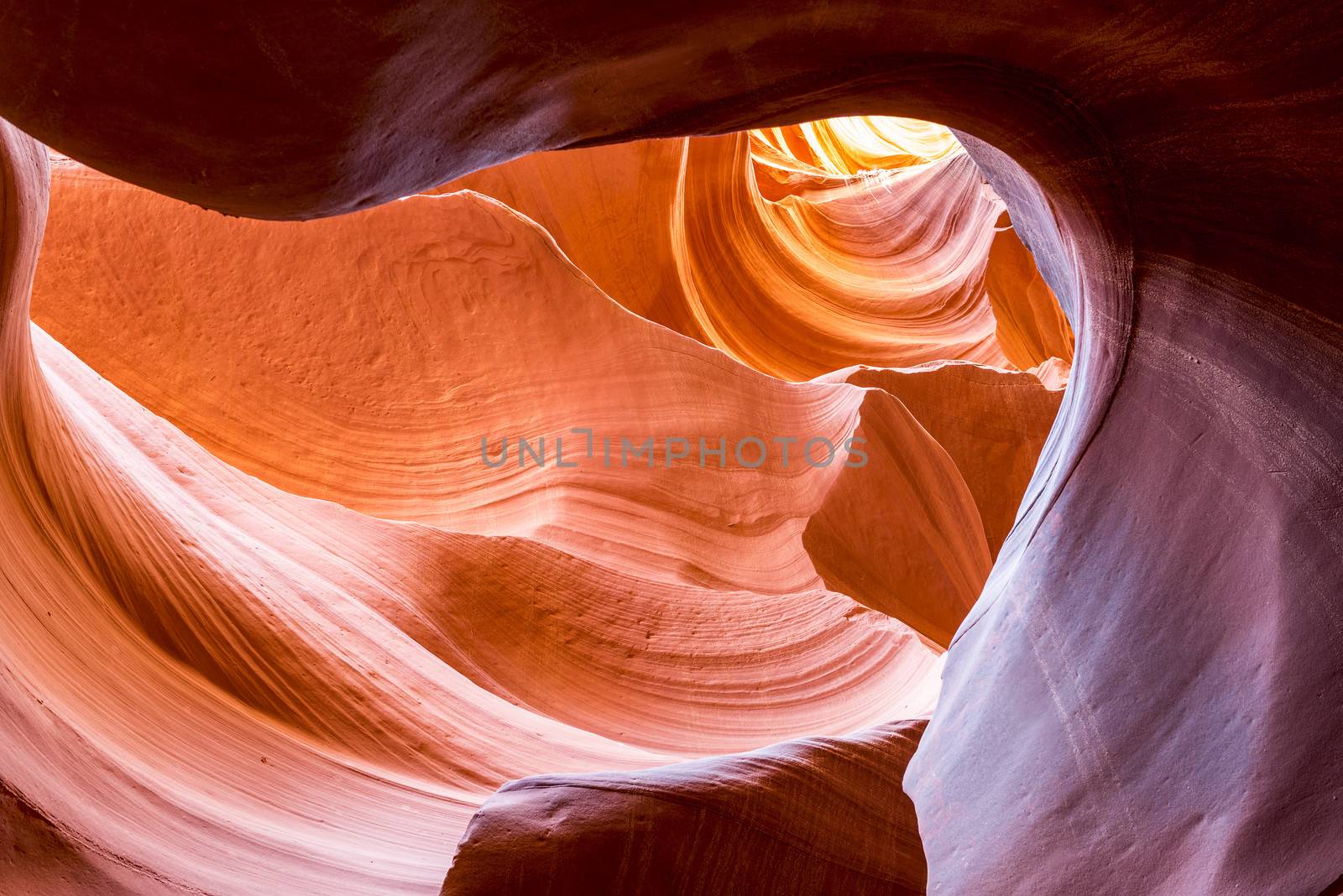 The Antelope Canyon, Page,  by ventdusud