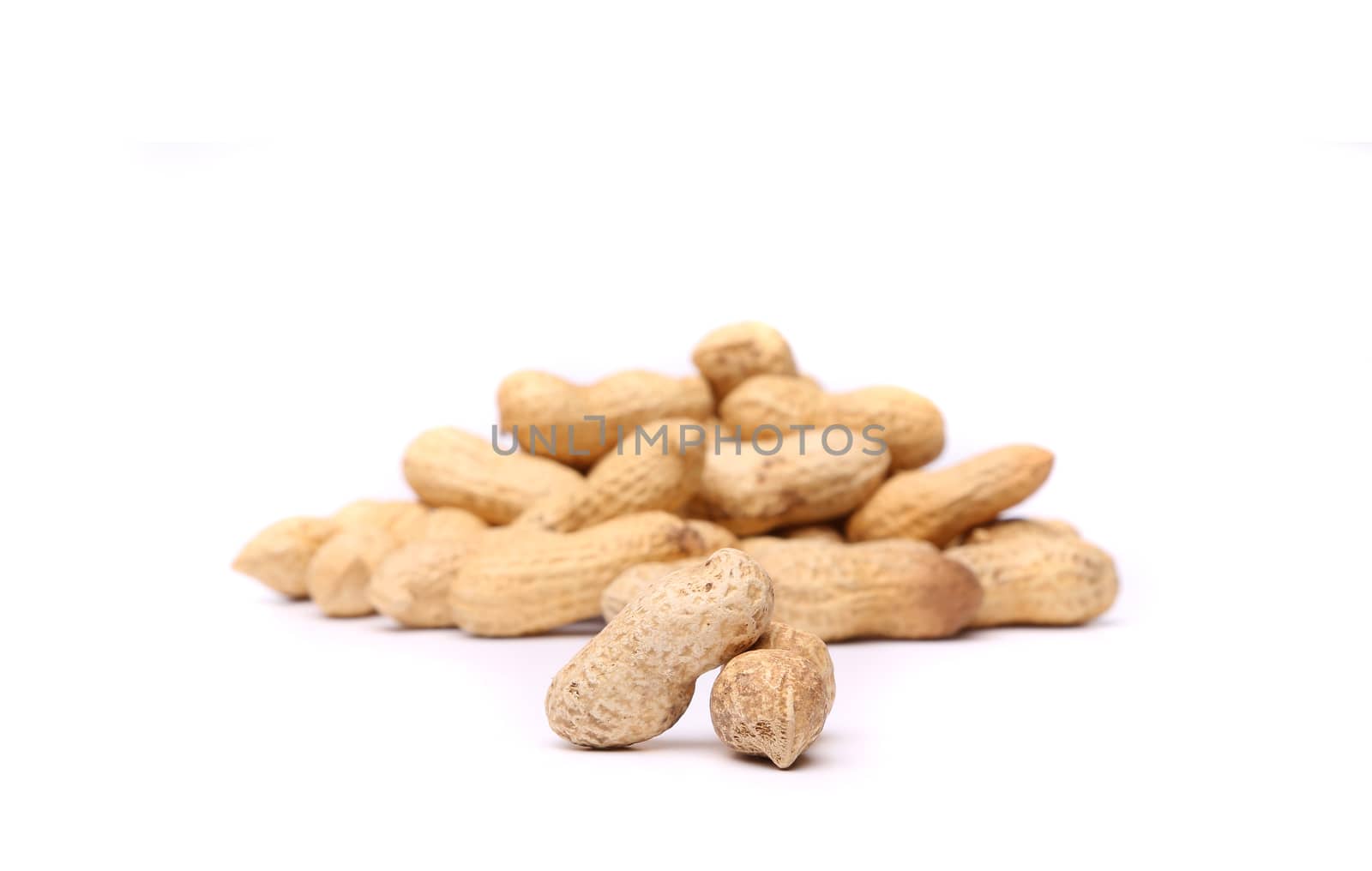 Two peanuts by indigolotos