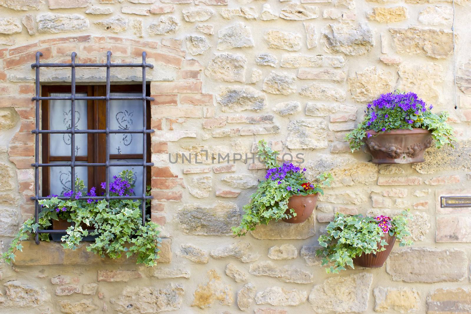 lovely tuscan house Volterra, Italy
