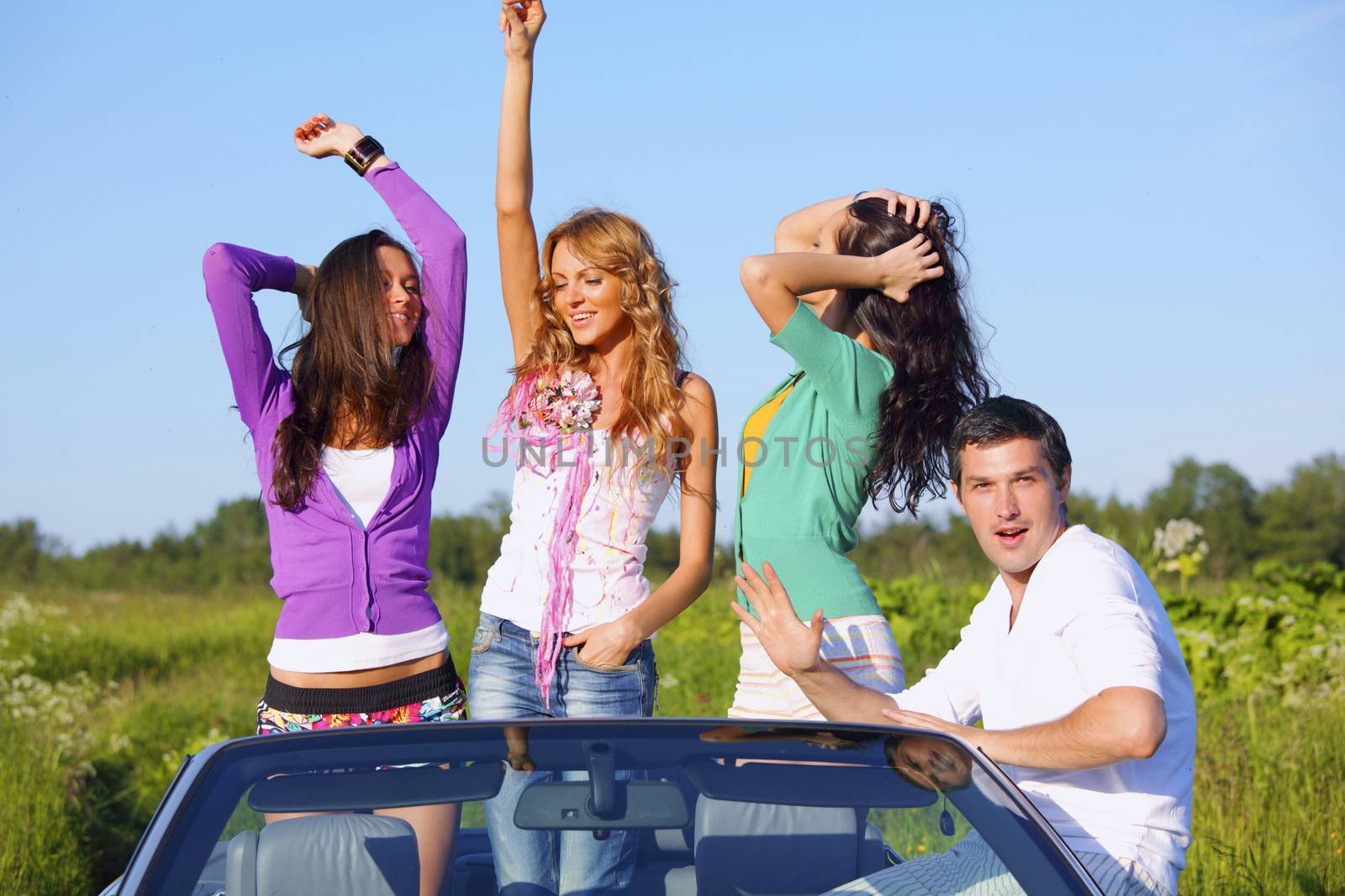 funey friends in dance car