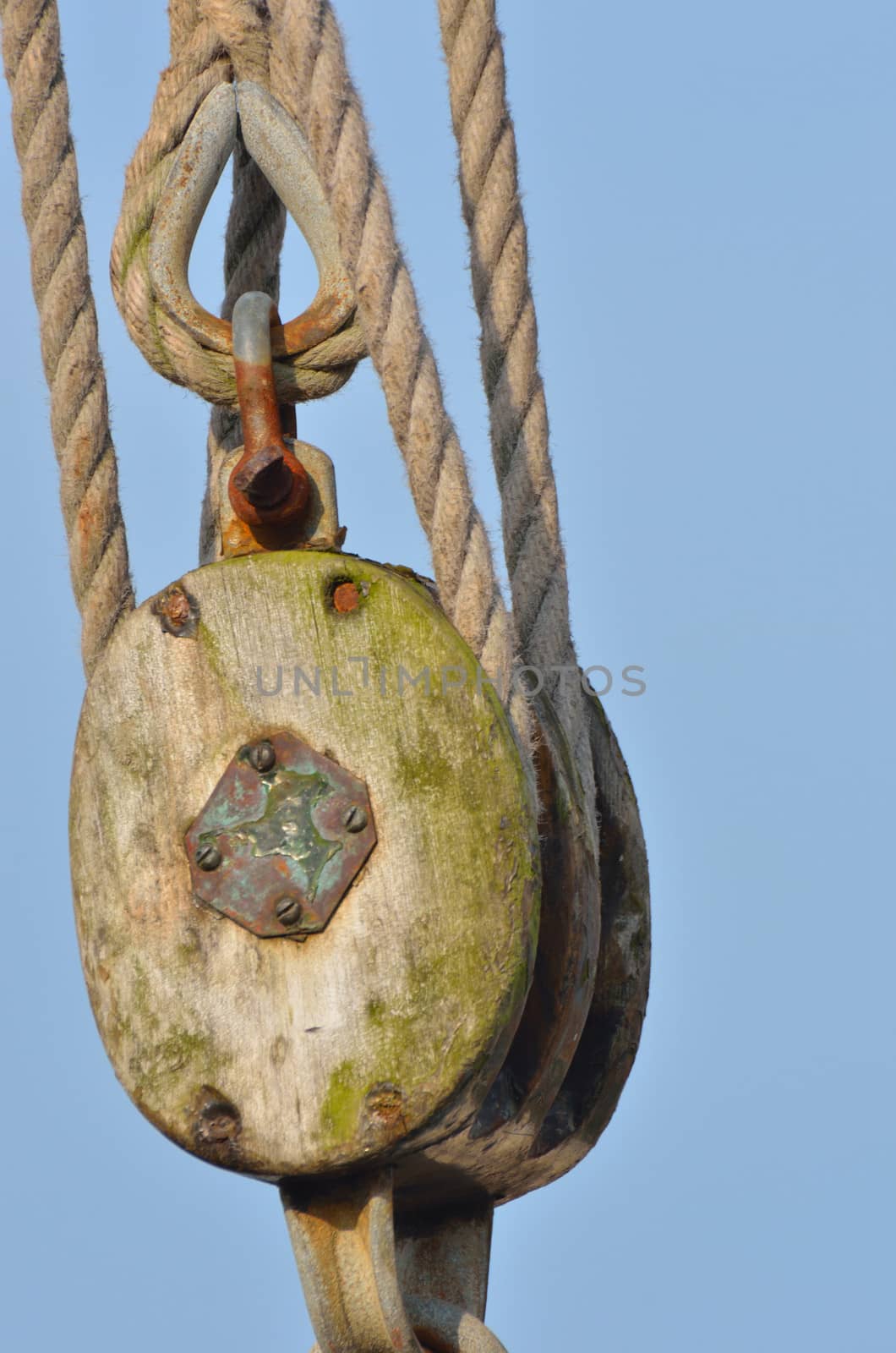 Wooden Pulley with Rope