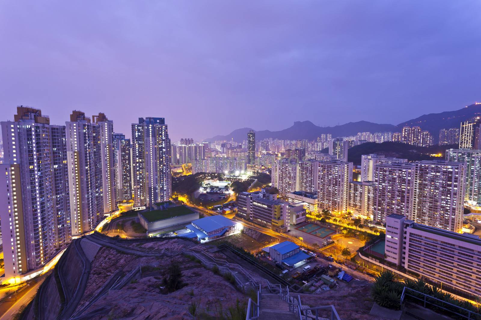 Hong Kong apartments at night by kawing921