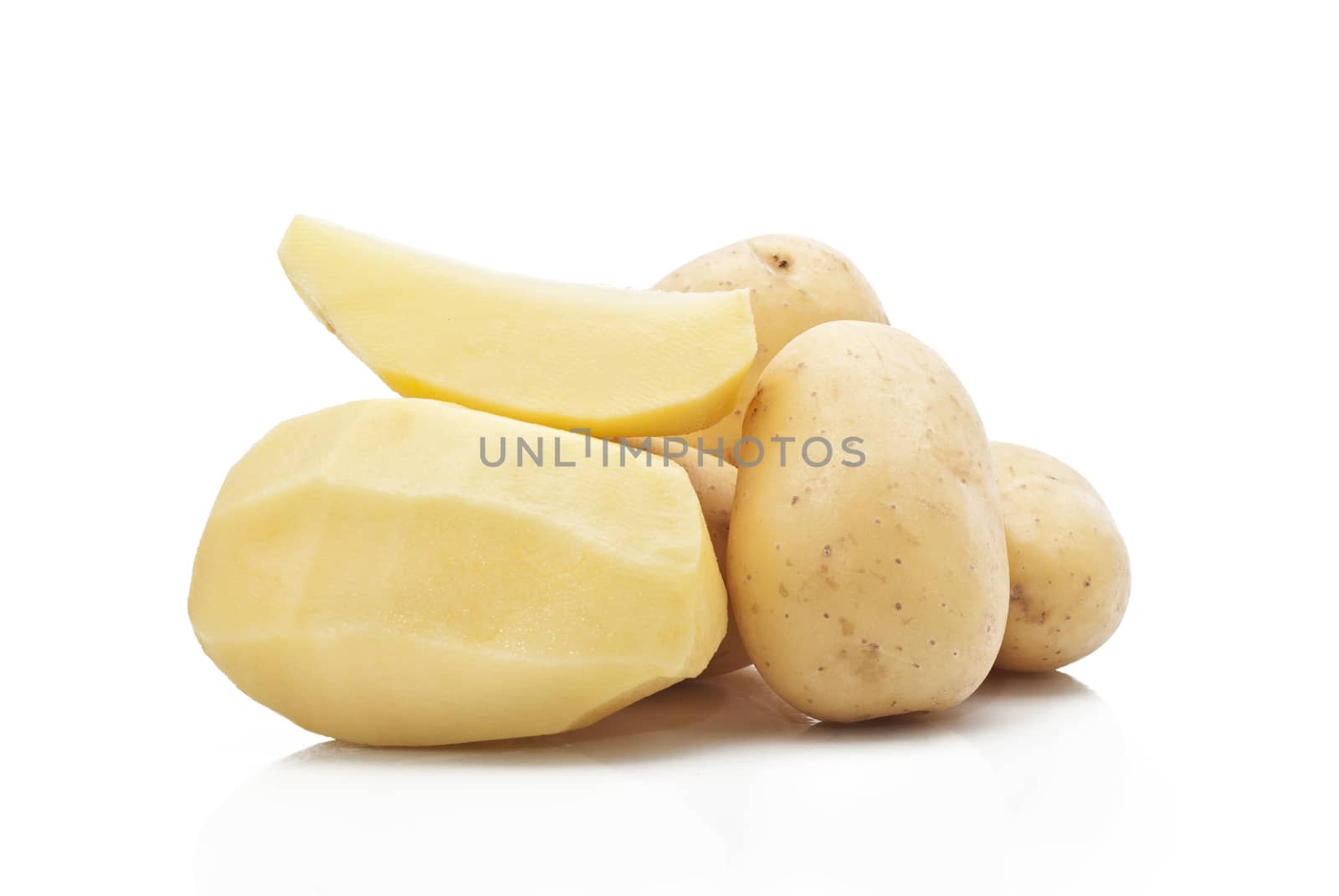 New potatoes isolated  by gandolfocannatella