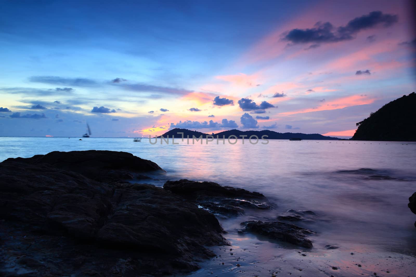 The beautiful view of sea at Khao Leam Ya - Mu Ko Samet Rayong, Thailand