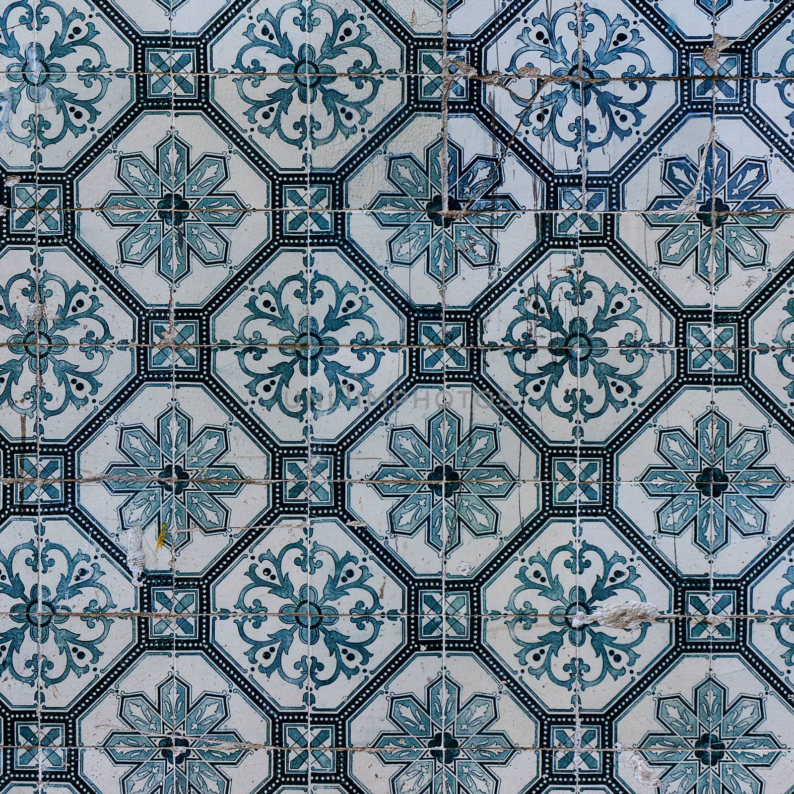 Portugal tiles by gilmanshin