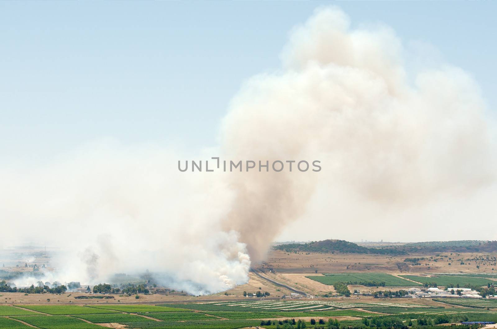 JUNE 06: Battle in Syrian city Al-Qunaytirah near Israeli border on June 06, 2013 in Al-Qunaytirah, Syria