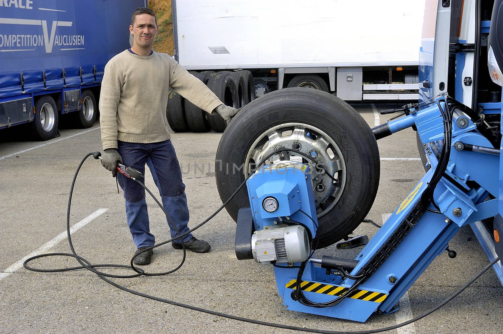 Ales - France - Grand Prix of France trucks May 25th and 26th, 2013 on the circuit of the Cevennes. workshops of mechanics for the assistance of the trucks. 