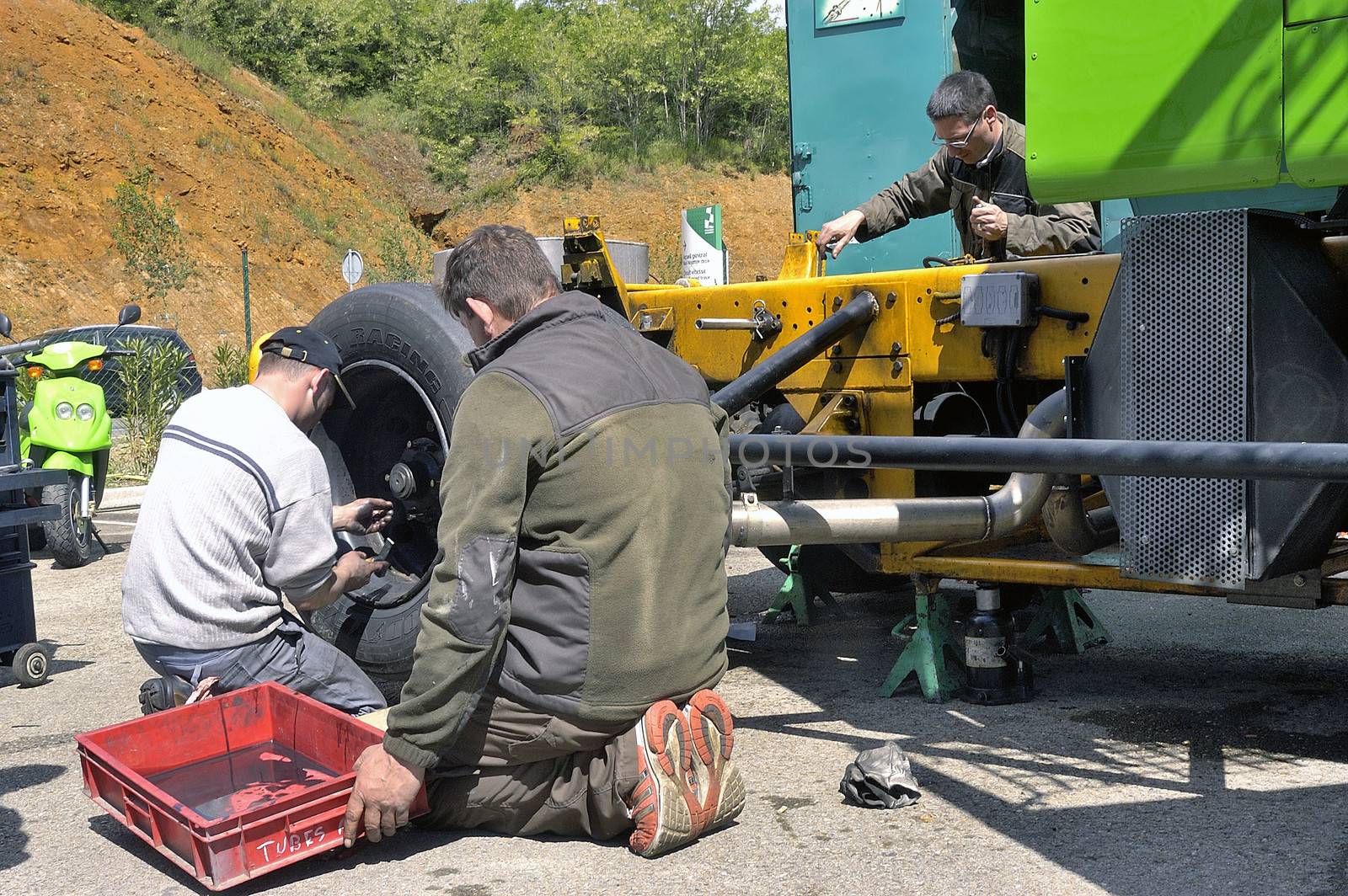 Ales - France - Grand Prix of France trucks May 25th and 26th, 2013 on the circuit of the Cevennes. workshops of mechanics for the assistance of the trucks. 