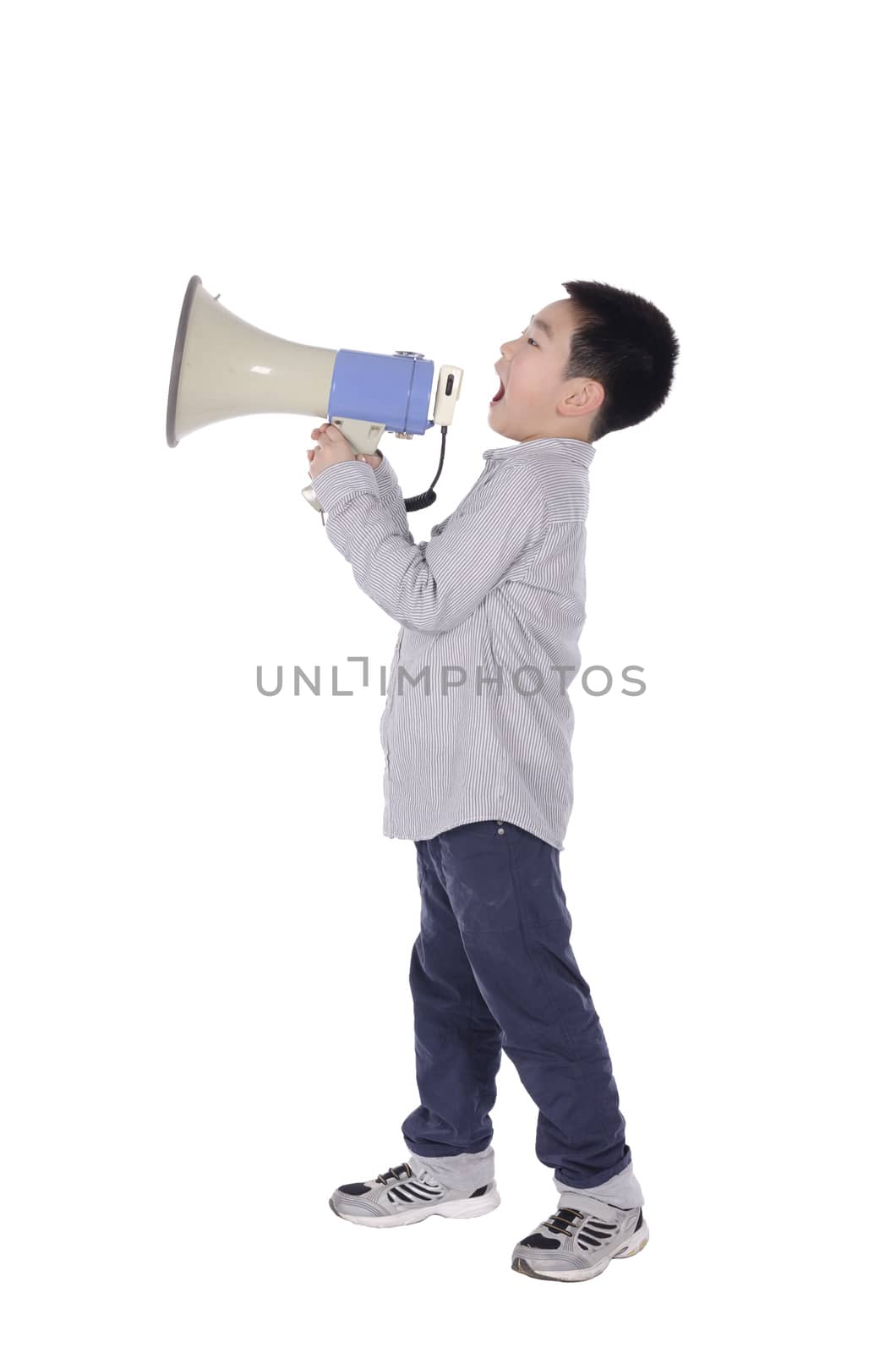 Child yell at megaphone