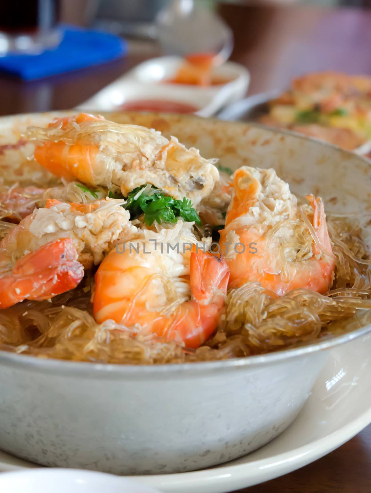 asian style food, baked prawn with vermicelli and vegetable