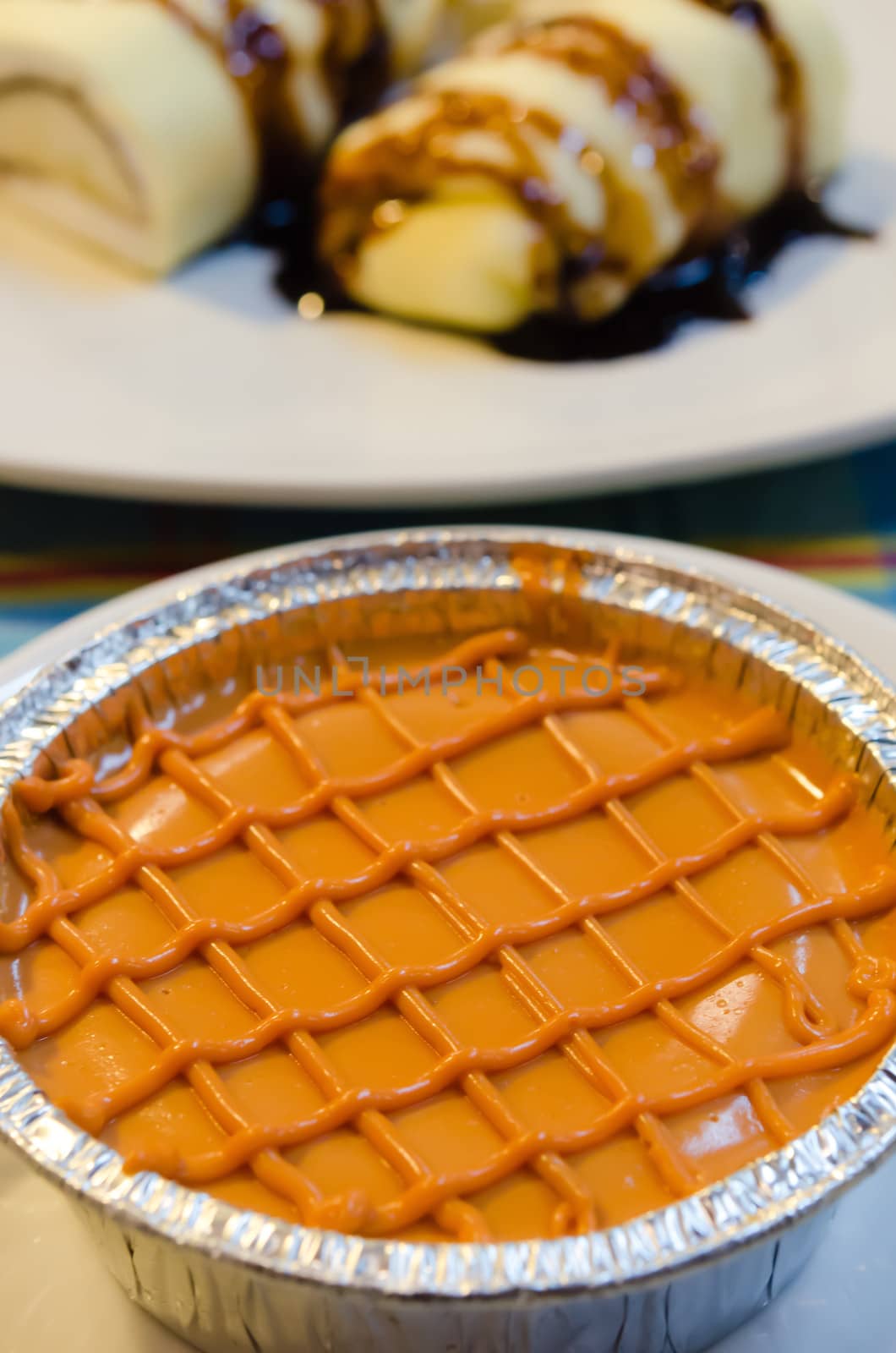 close up  cup cake , made from thai tea 