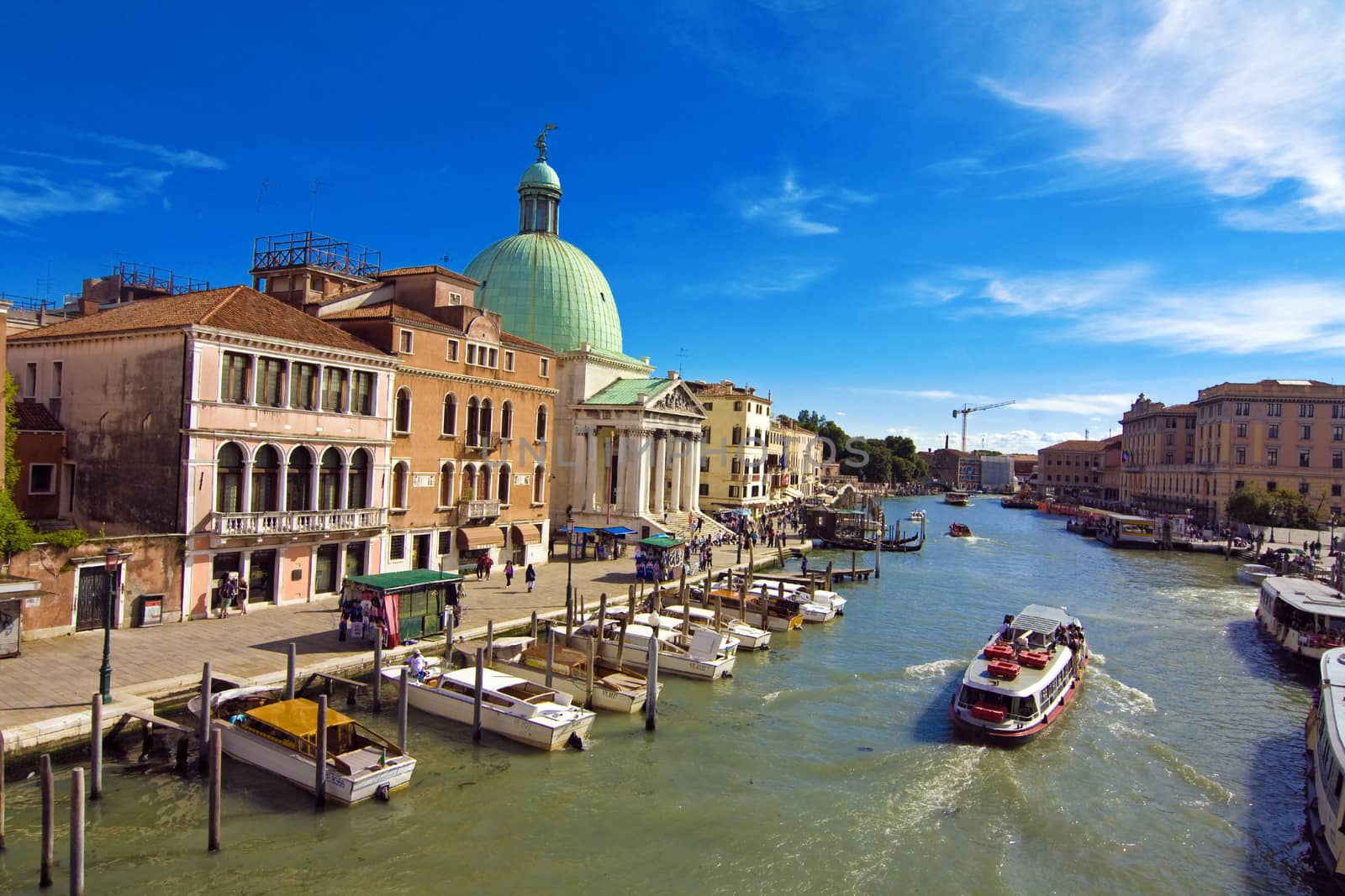 view of venice - italy by minoandriani