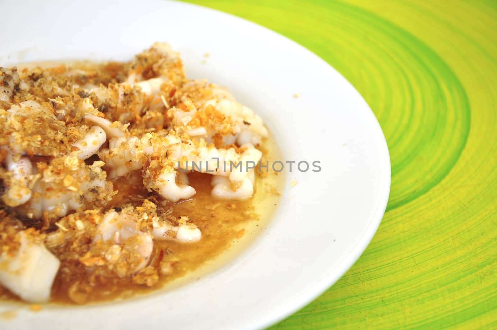 fried squid and garlic thai food