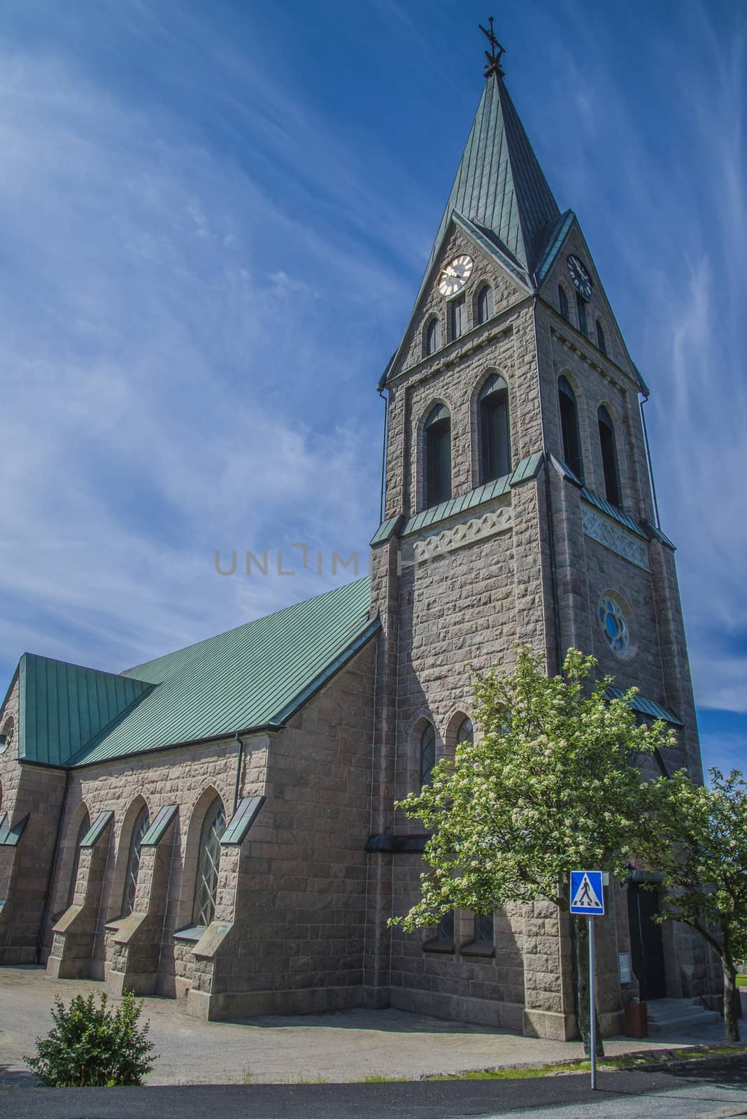 grebbestads church, north-north-west by steirus