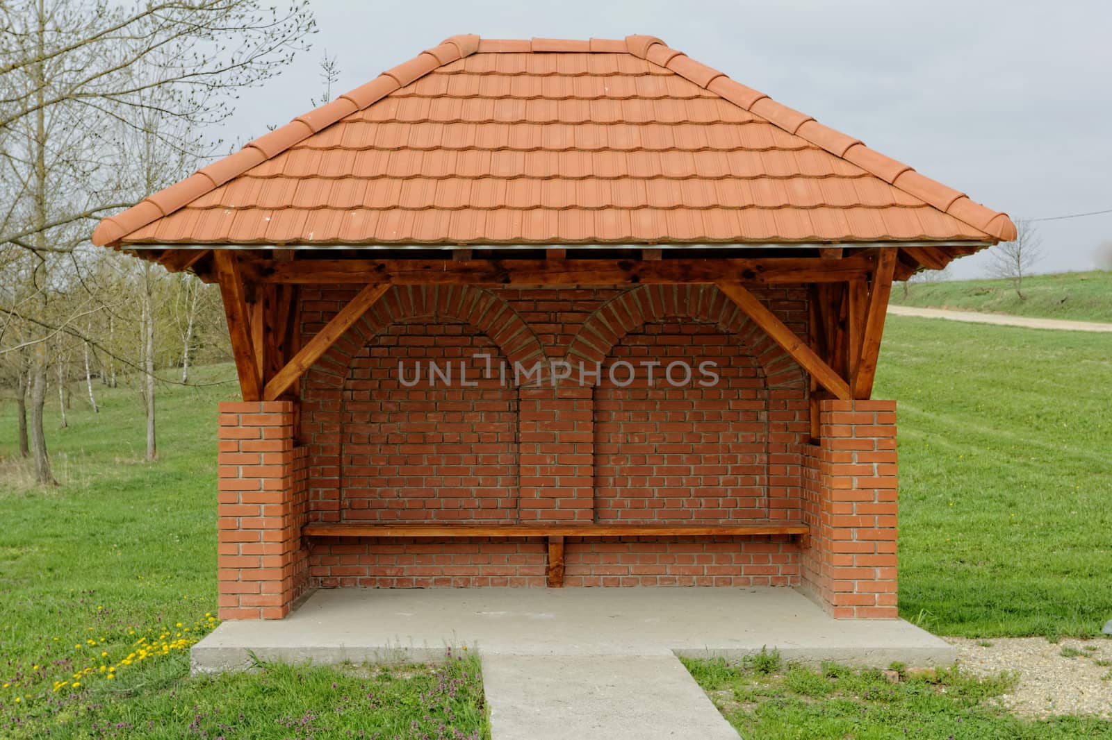 small brick house  by NagyDodo