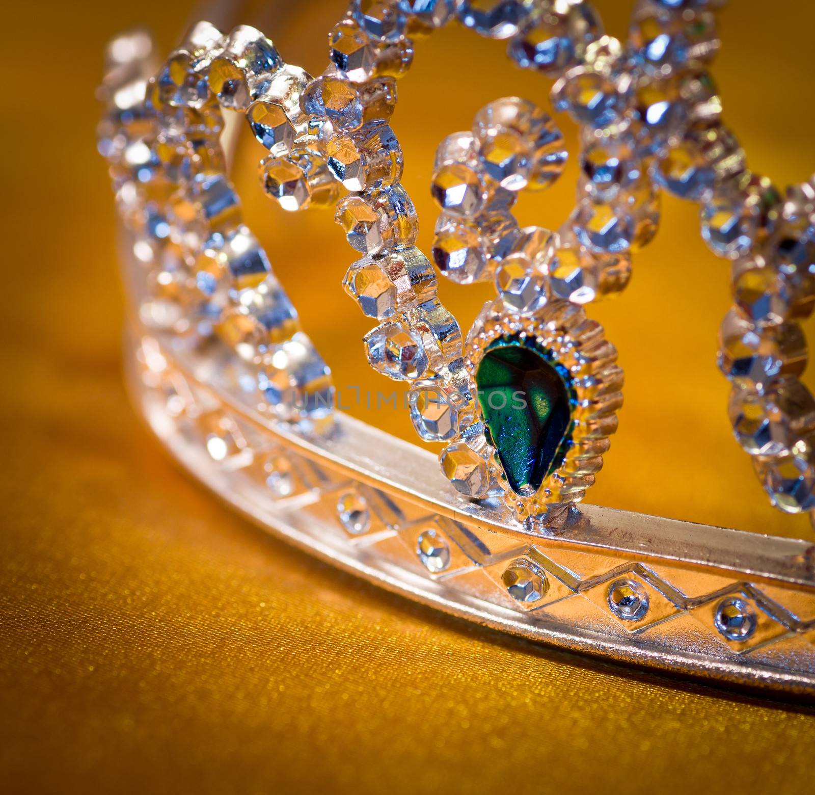 jeweled crown by marco_govel