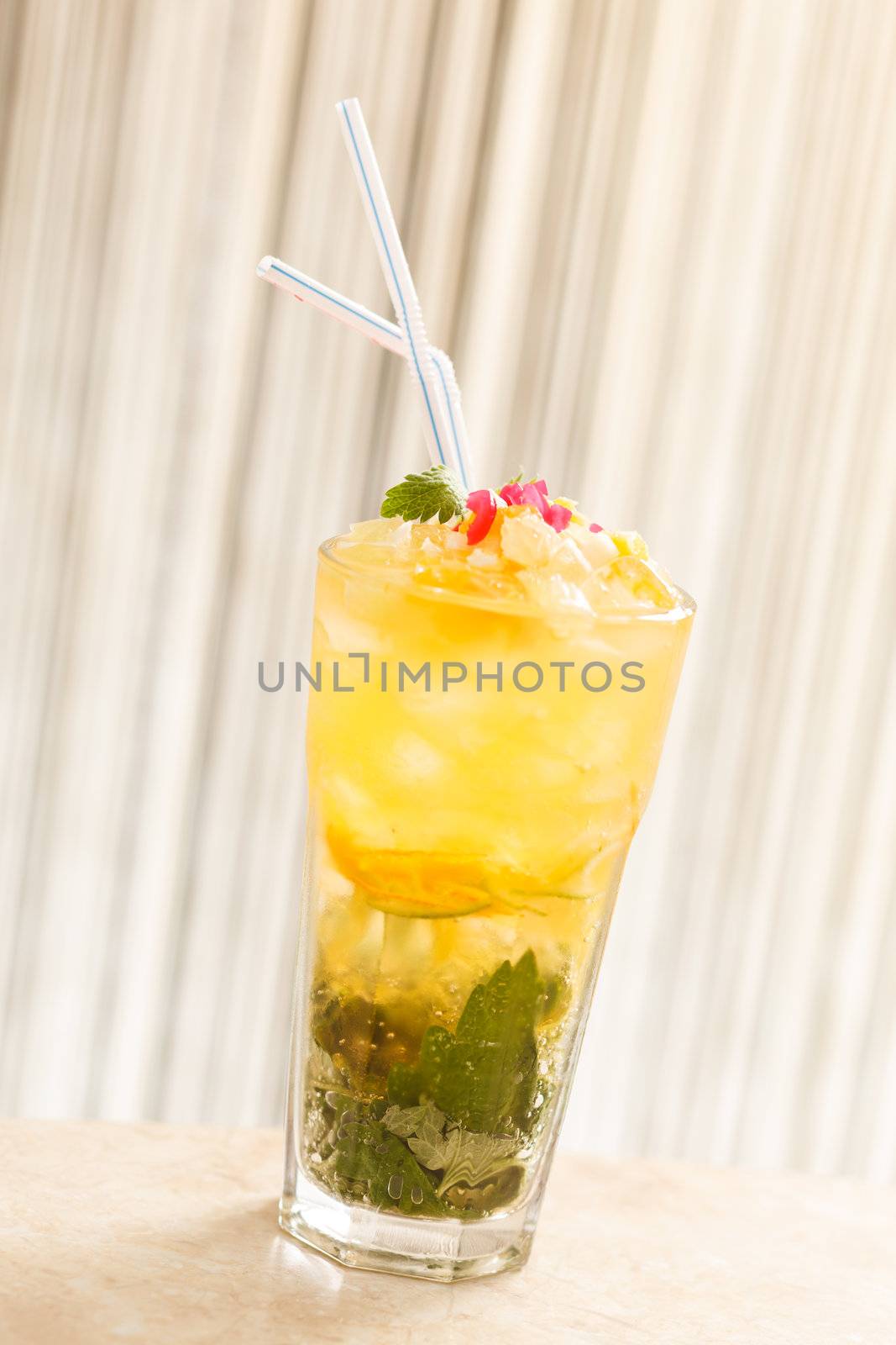 mojito cocktail by shebeko