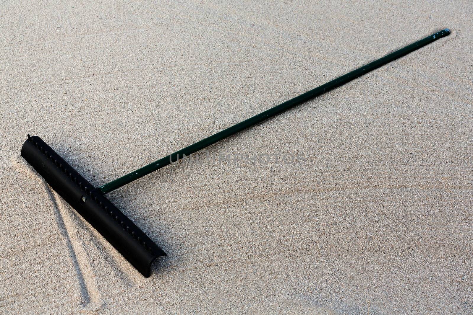Golf Course Equipment Sand Rake 