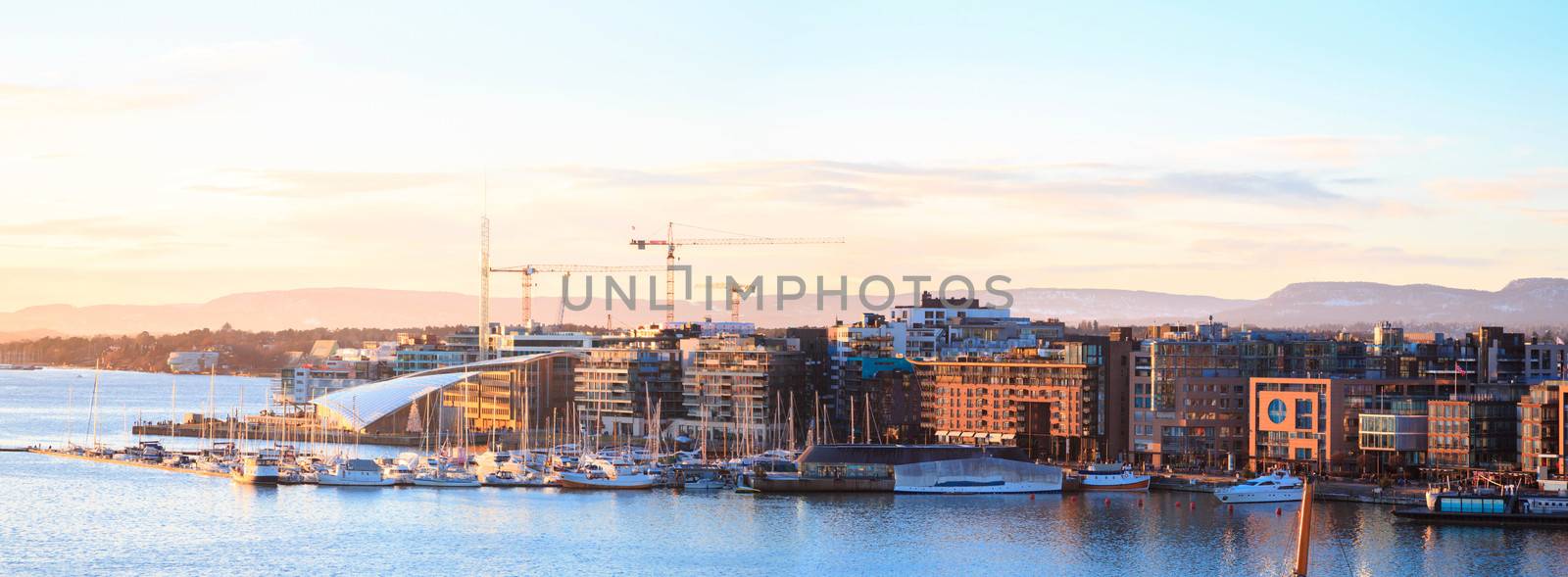 Oslo harbour Panorama by vichie81