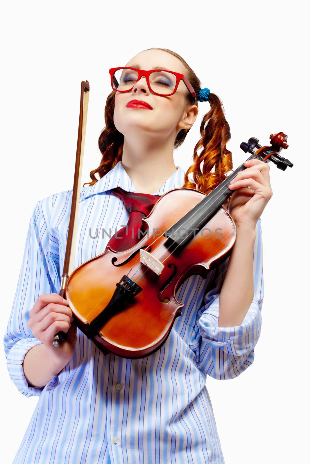 Young funny woman in red glasses holding violin