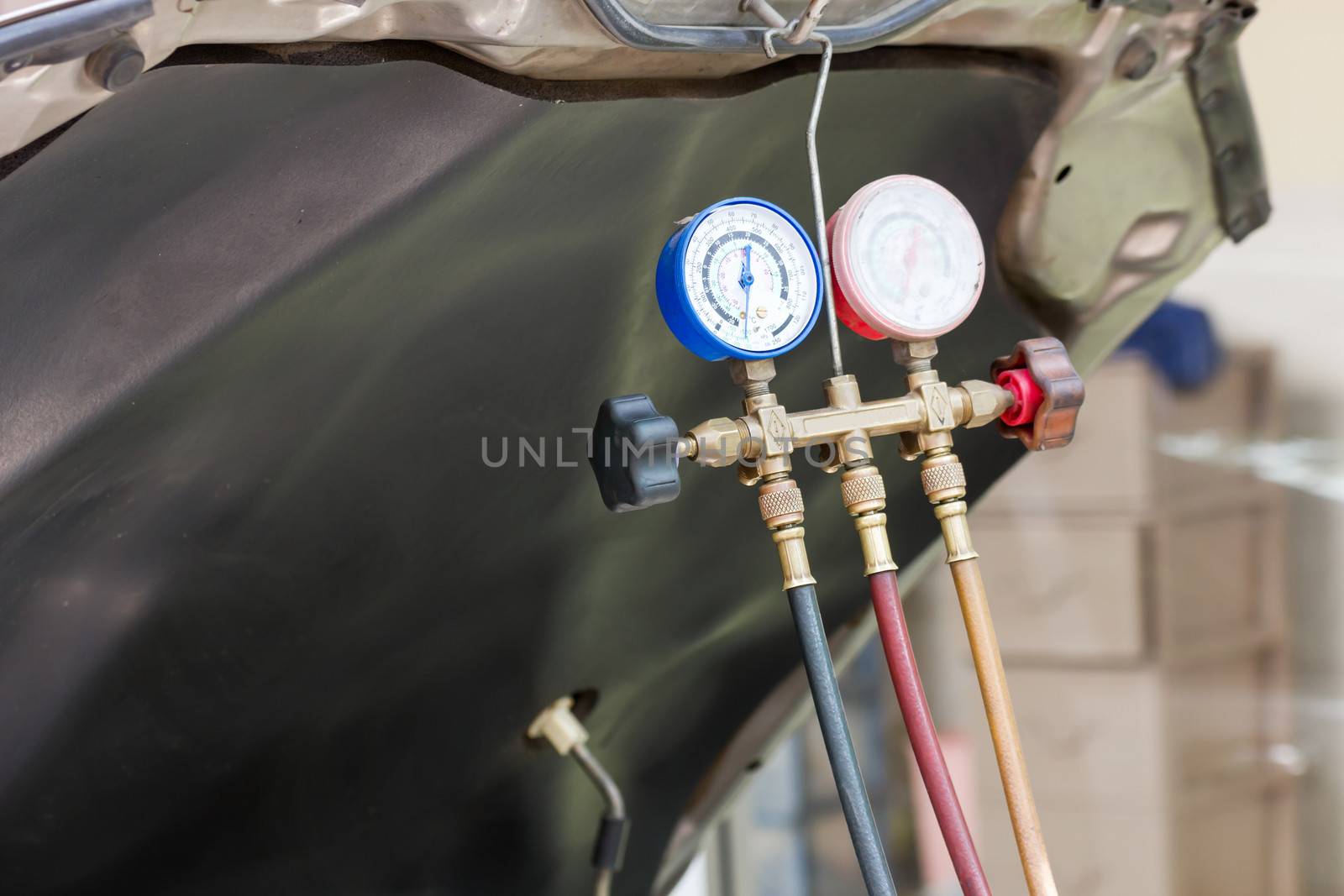 Compressed air car components to be repaired