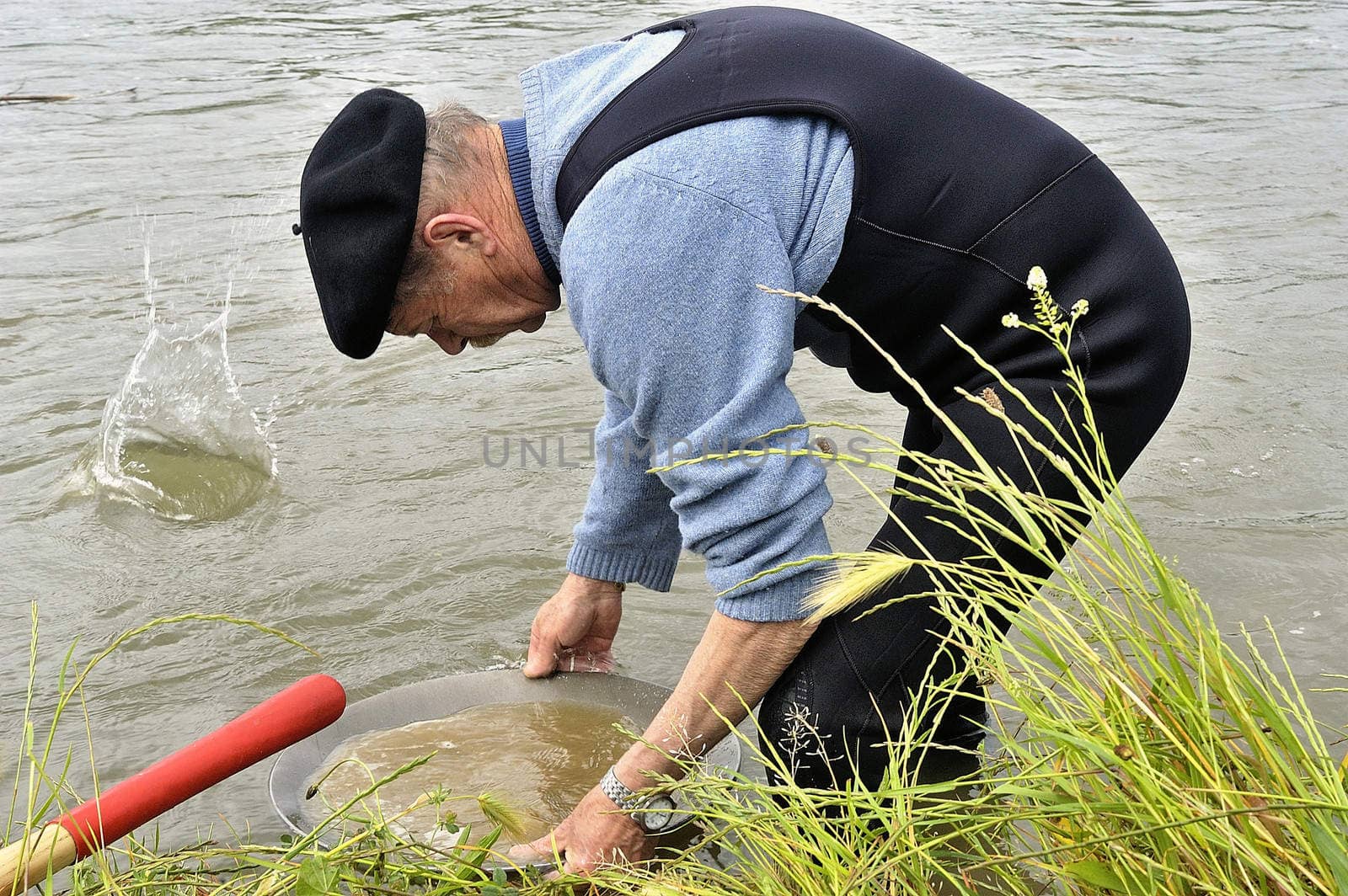 Cardet - France - May 18th, 19th and 20th, 2013 - European Cup of the gold diggers in river.