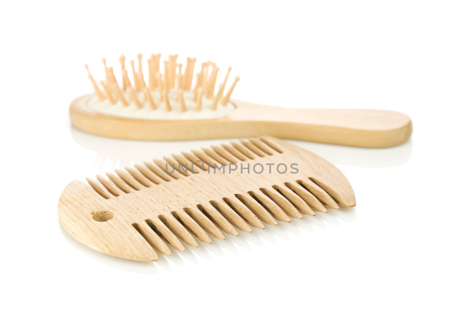 double-sided comb with hairbrush