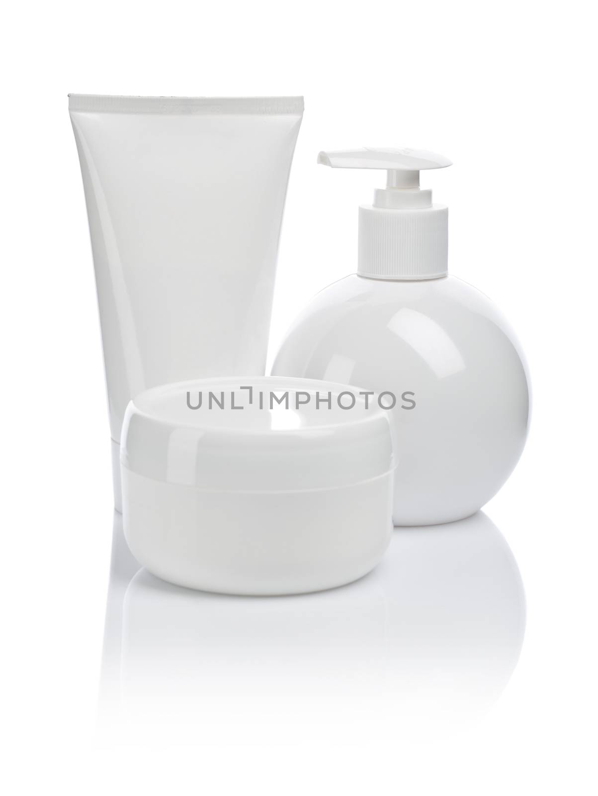 cosmetical tube and spray