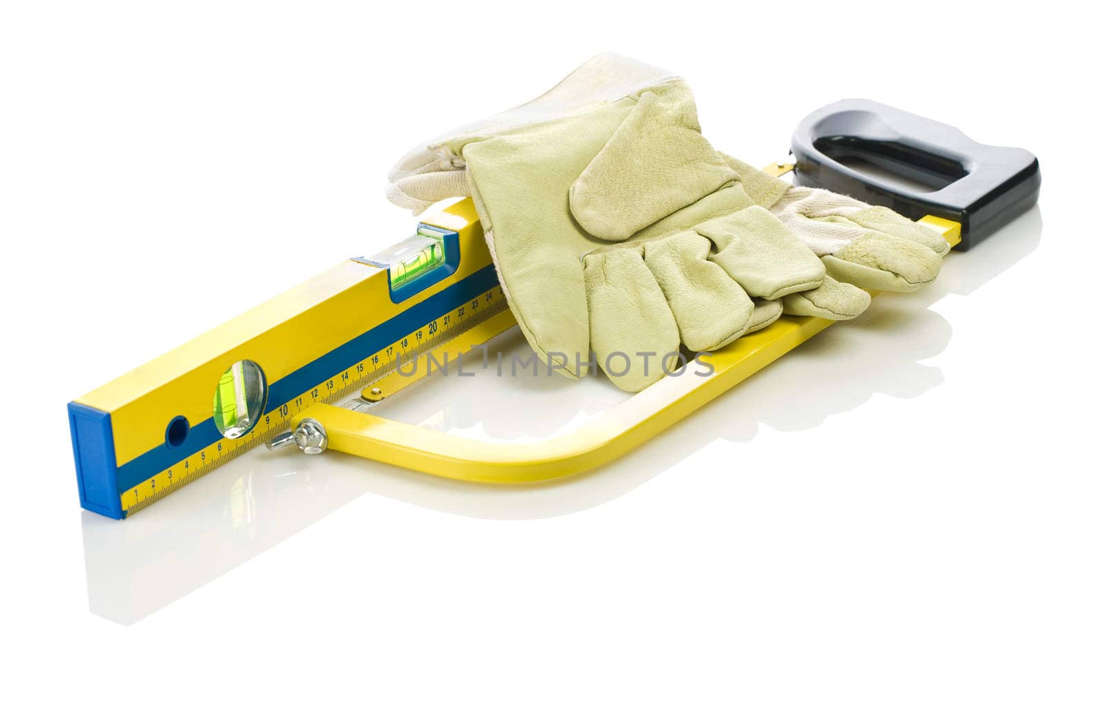 hacksaw, level and gloves