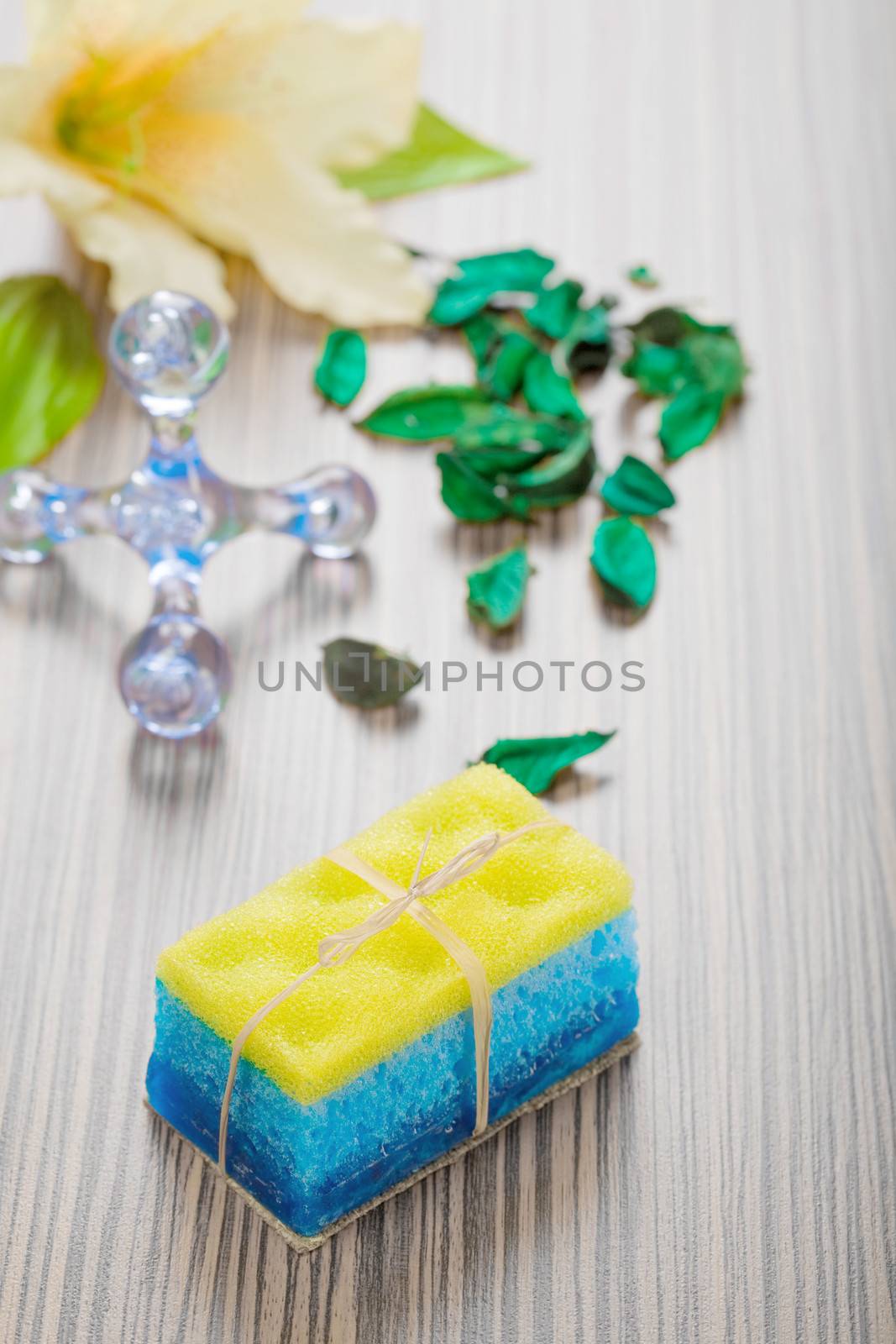 massager sponge sop flower and petals