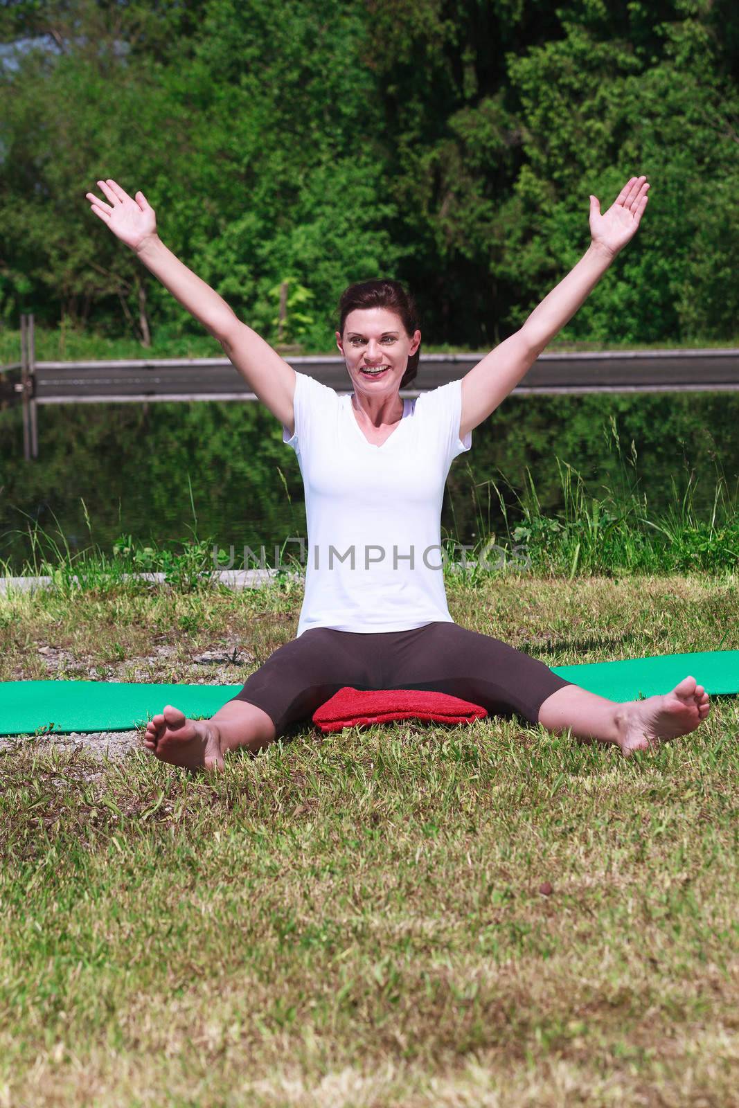 Iyengar yoga: health, body and soul by STphotography