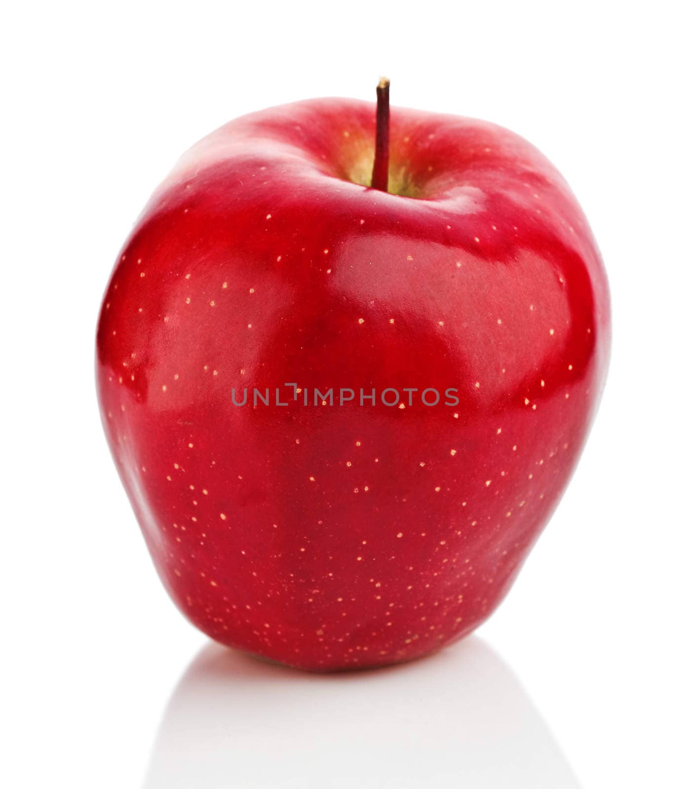 red apple isolated