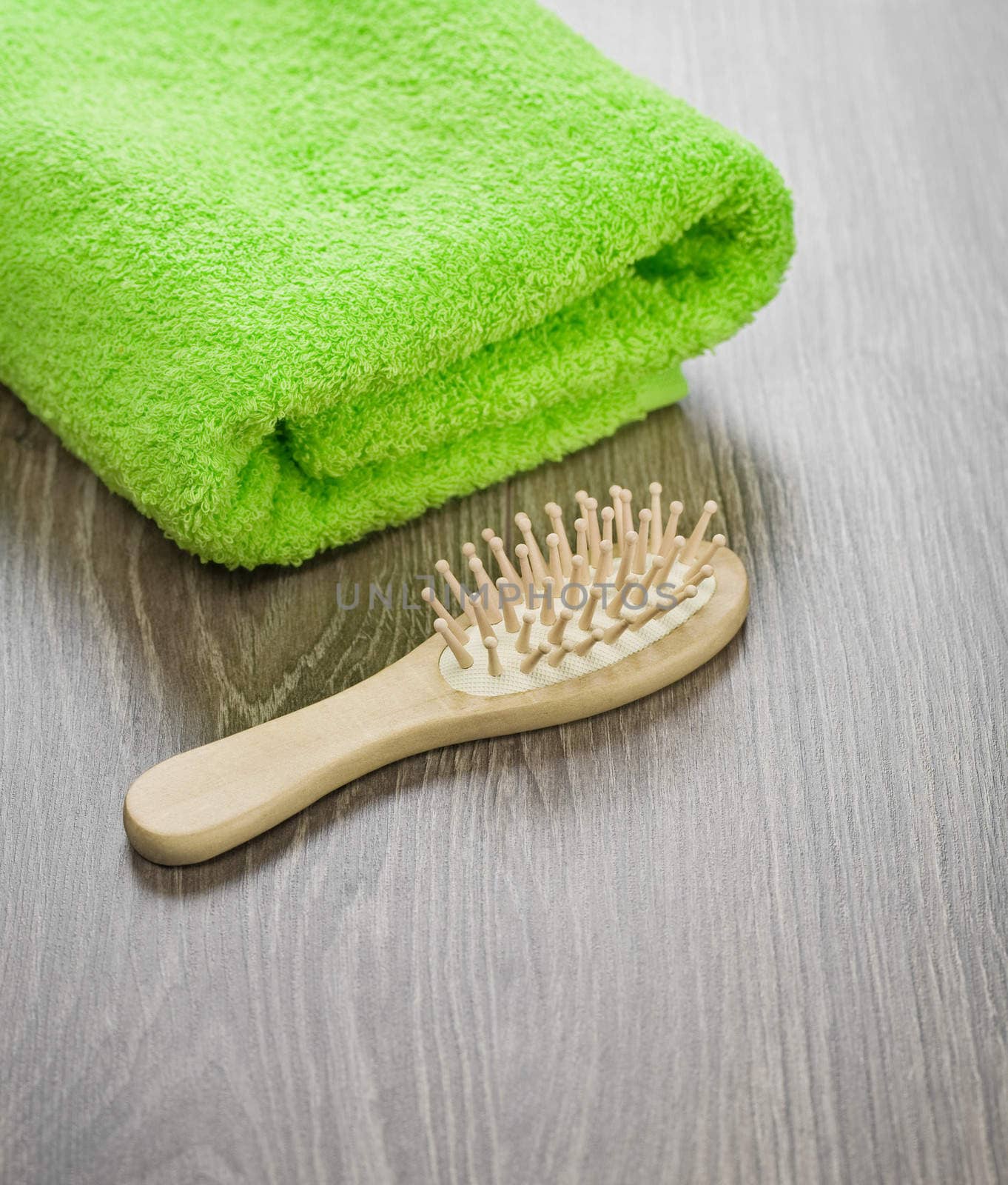 hairbrush with towel