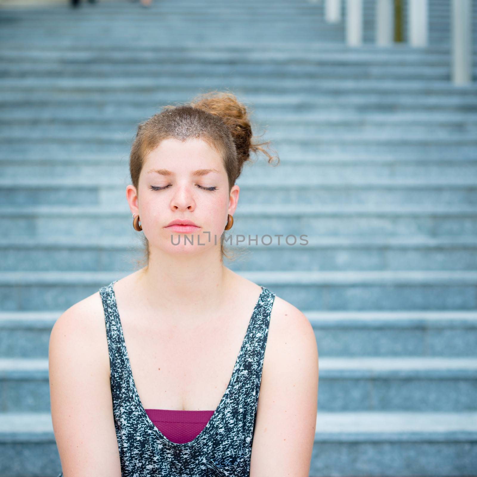 beautiful stylish modern young woman in the city