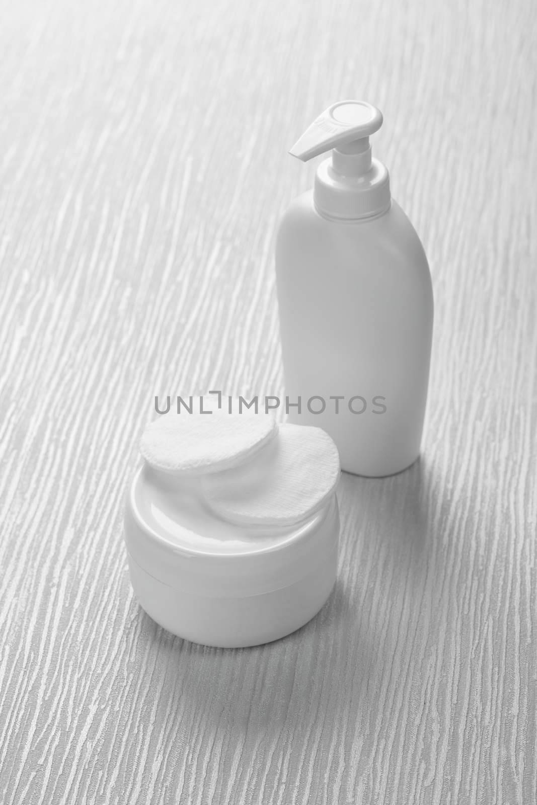 white objects on background