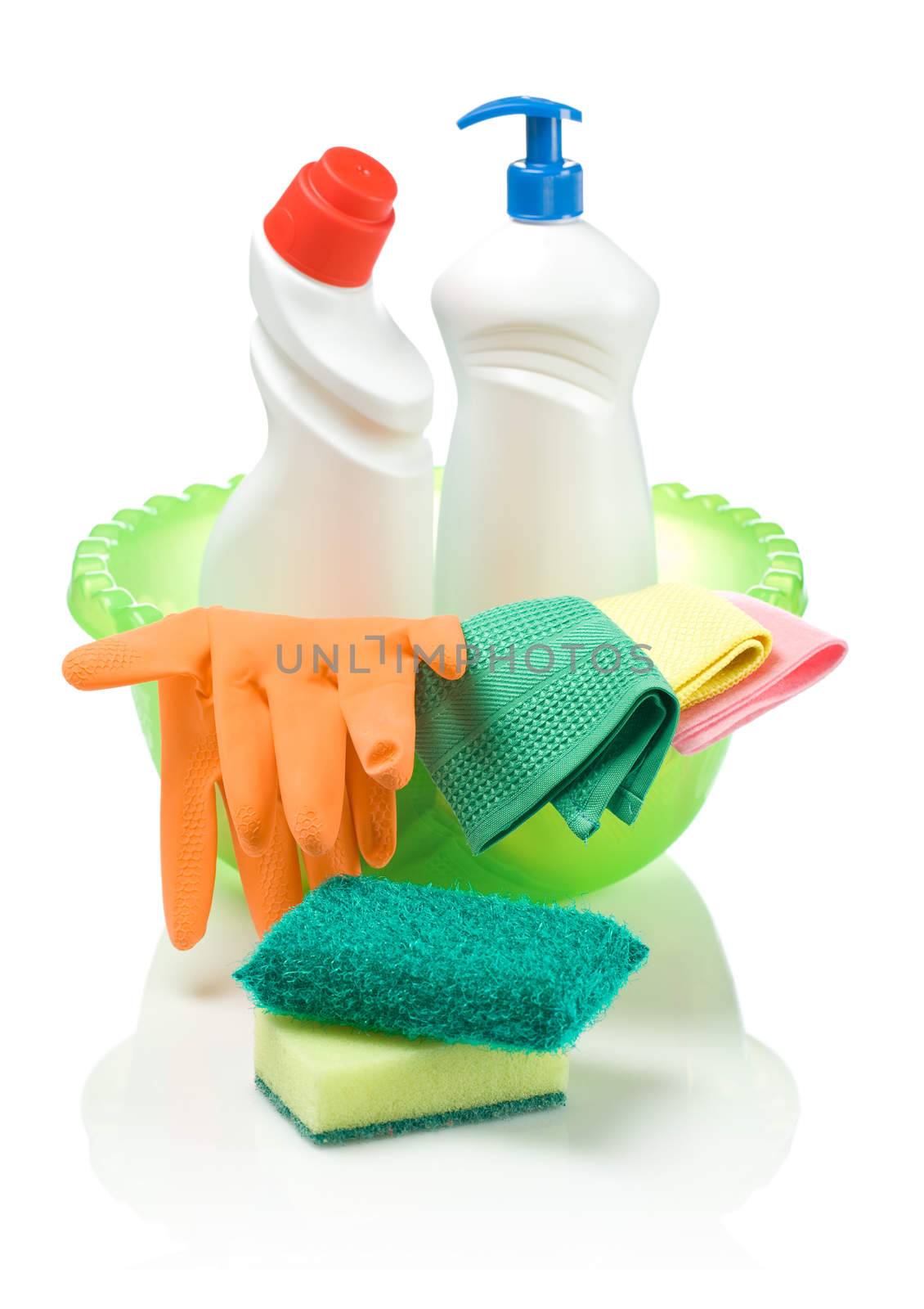 composition of cleaning accessories