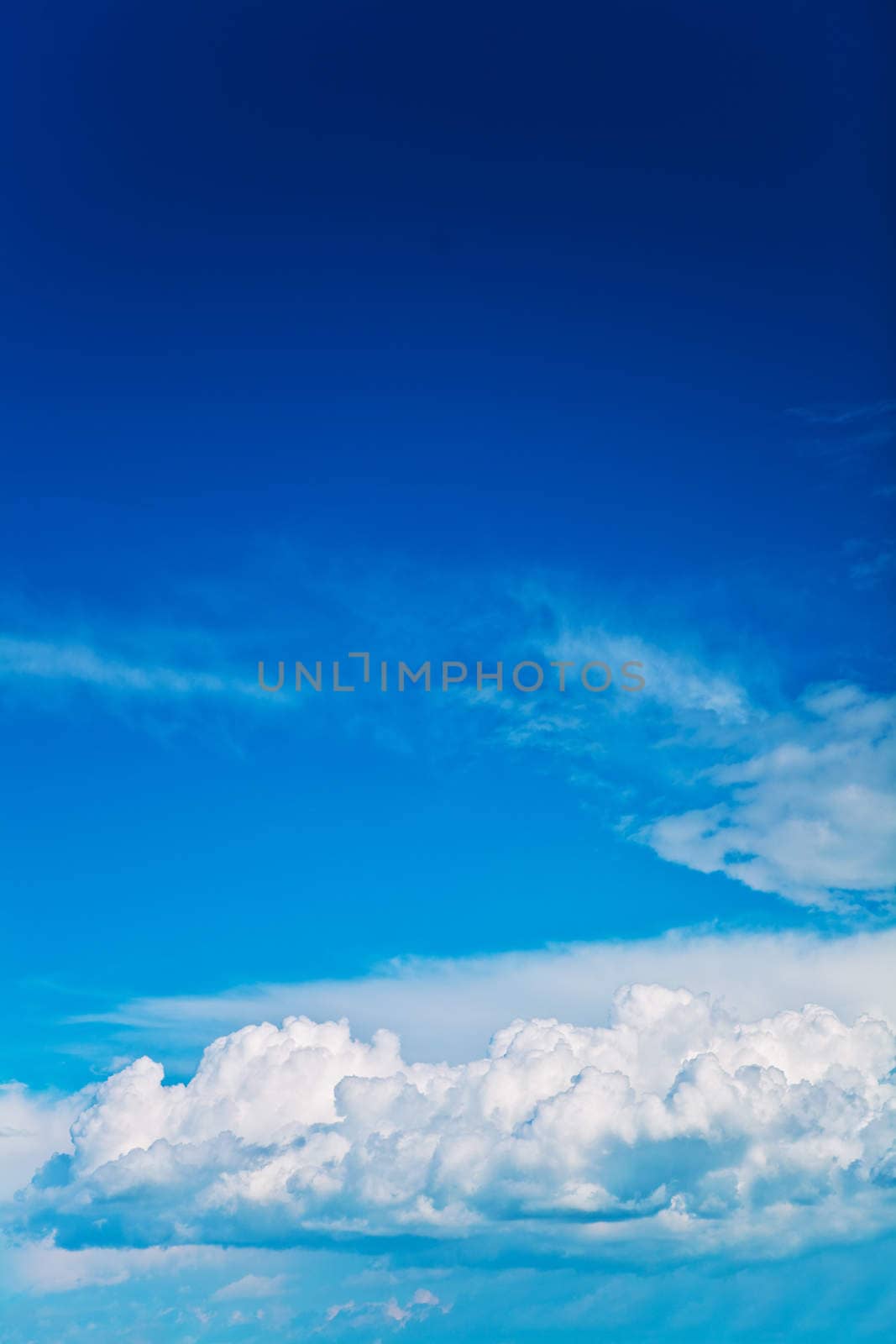brightly cloudy sky with copyspace