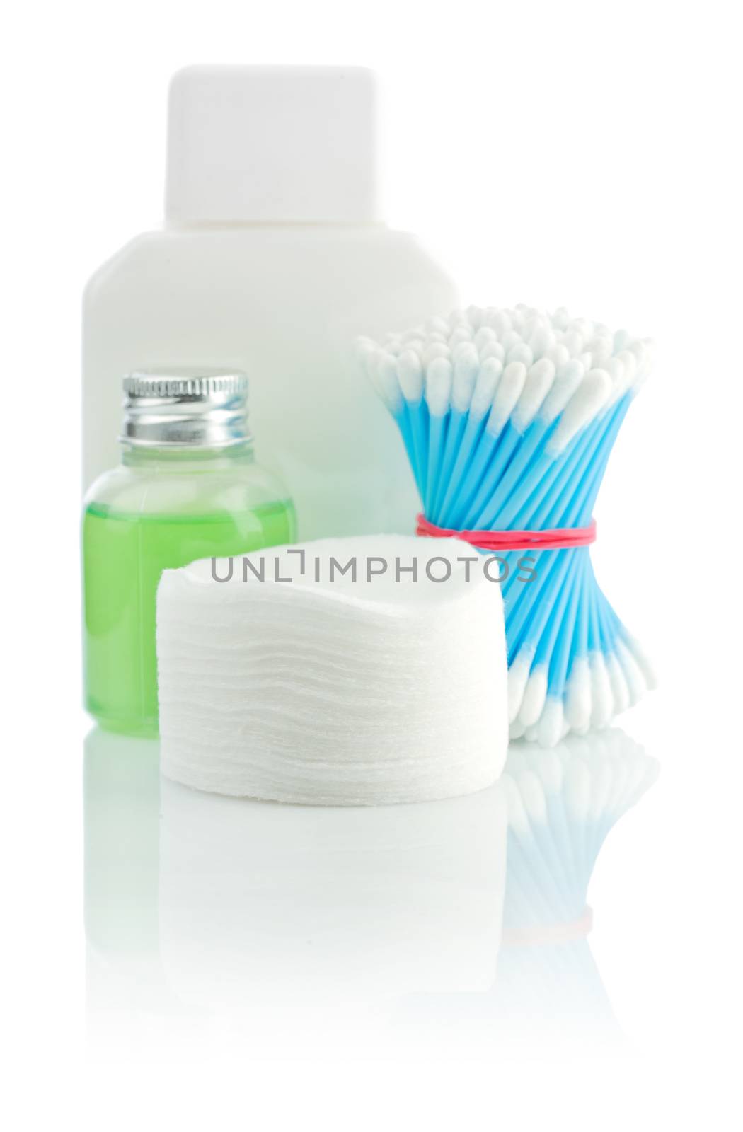 composition of swarb pad and bottles