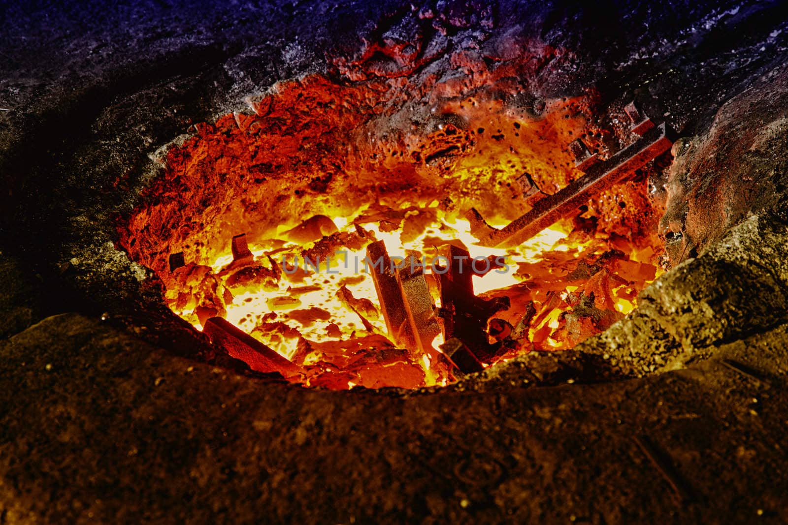 Melting iron in a furnace by shamtor