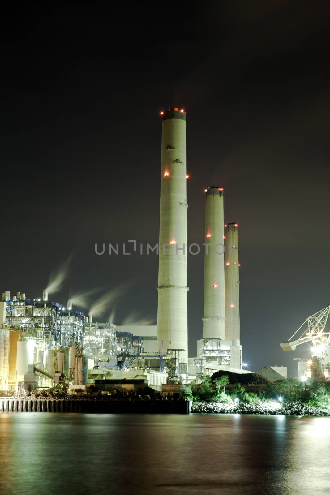 Gas plant at night by kawing921