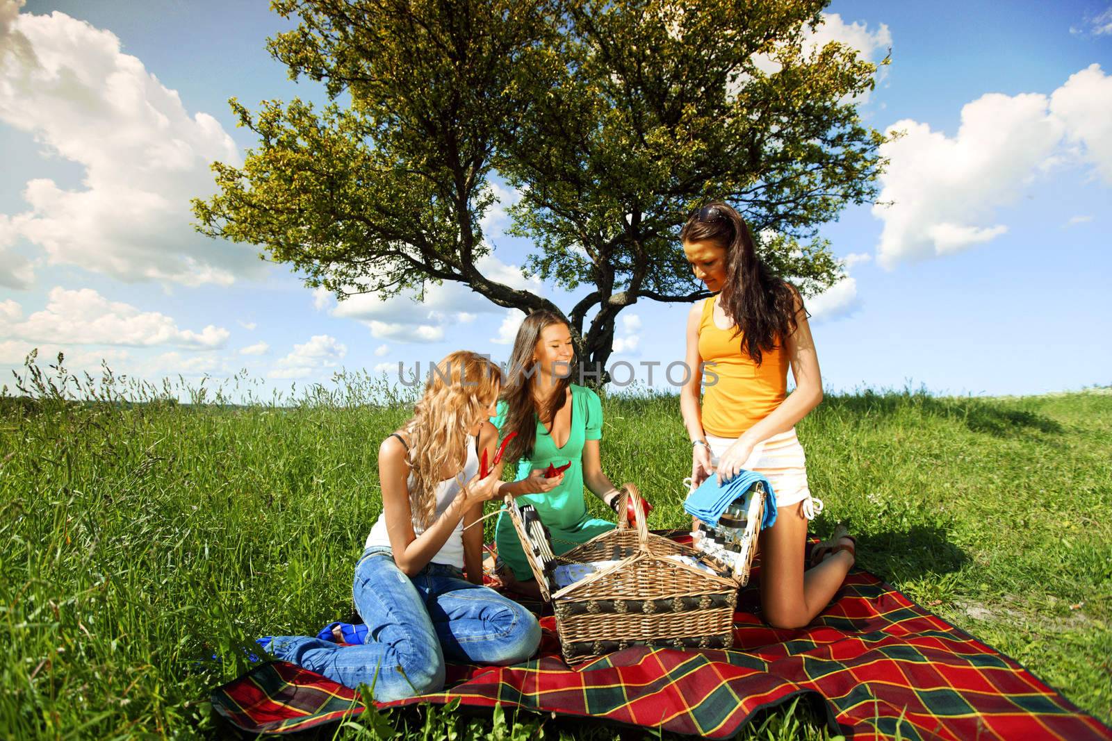 girlfriends on picnic by Yellowj