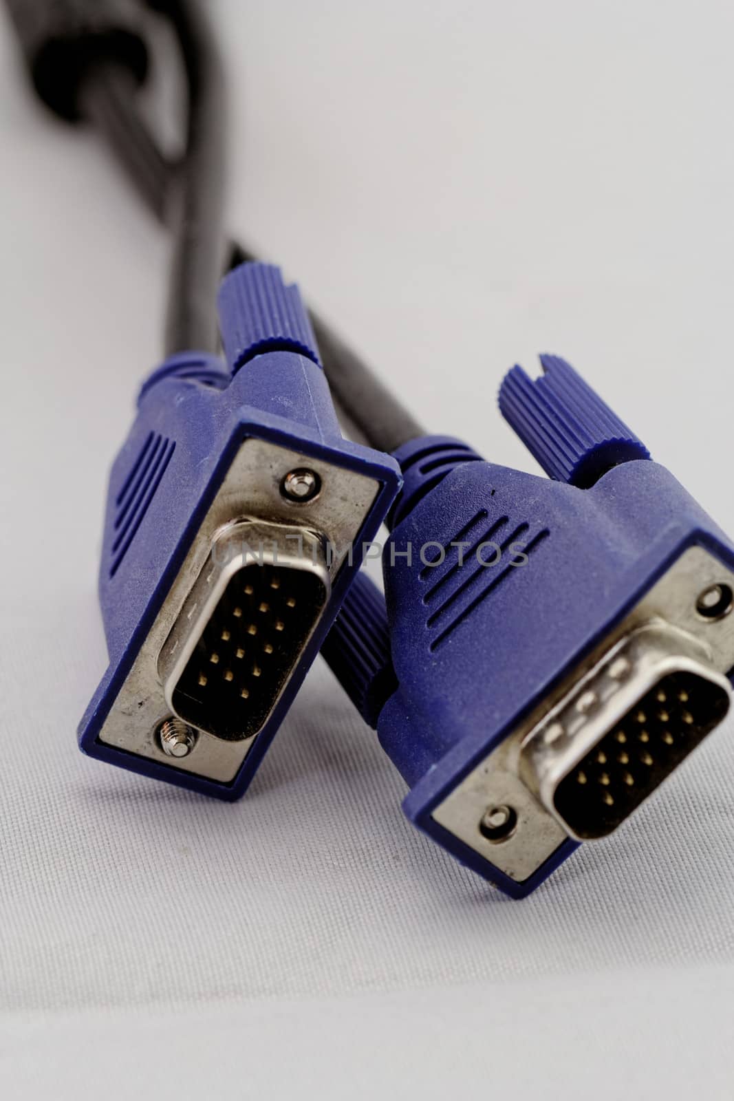 VGA Cable by NagyDodo