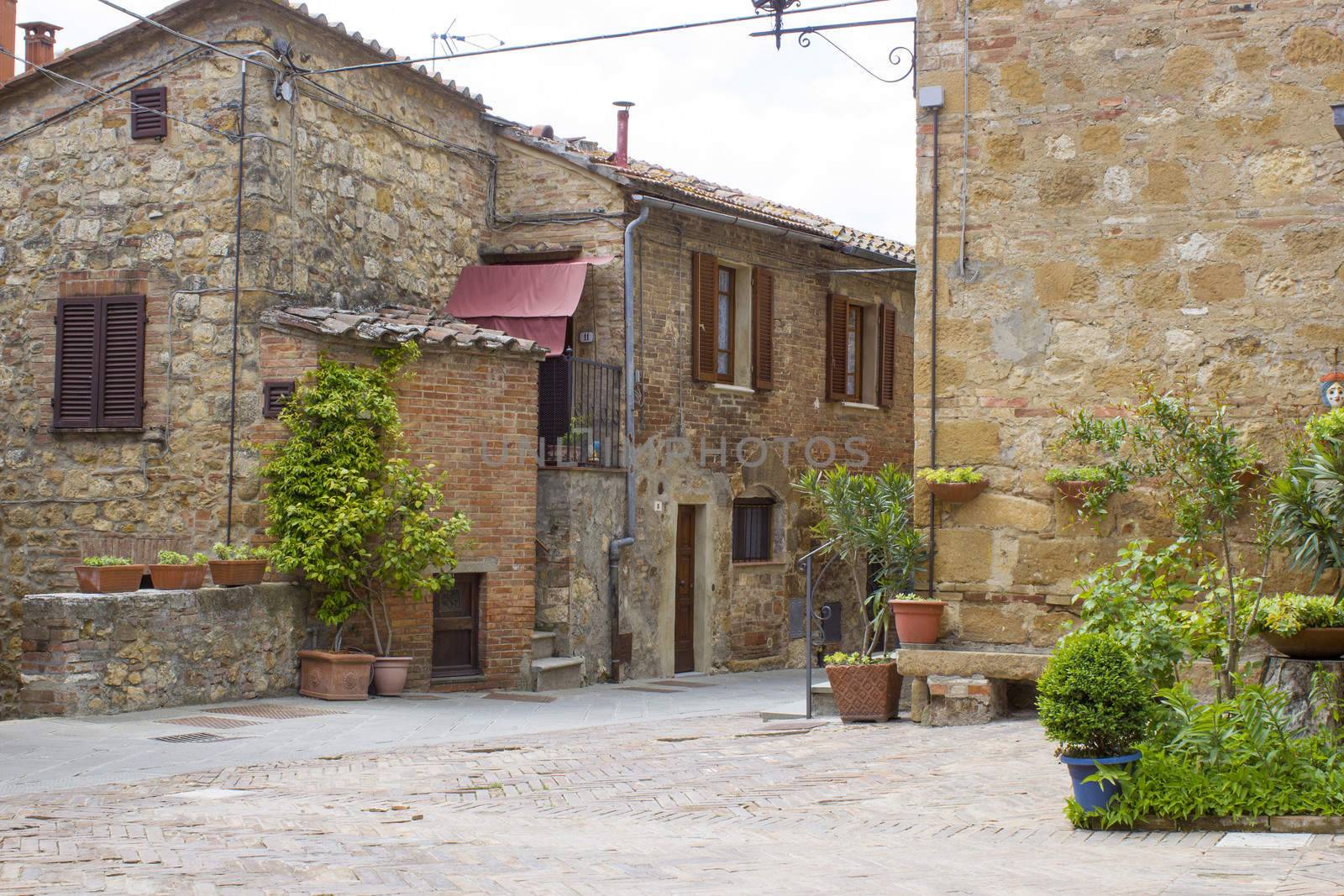lovely tuscan street, Pienza, Italy
