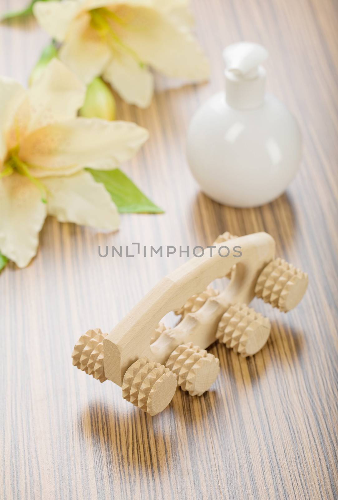 round bottle massager and flower