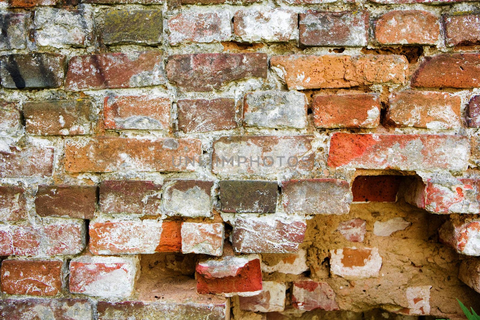 horizontal brick structure