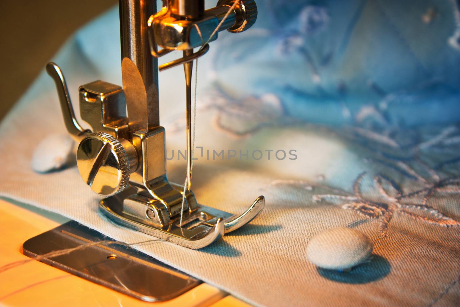 sewing machine by oleg_zhukov